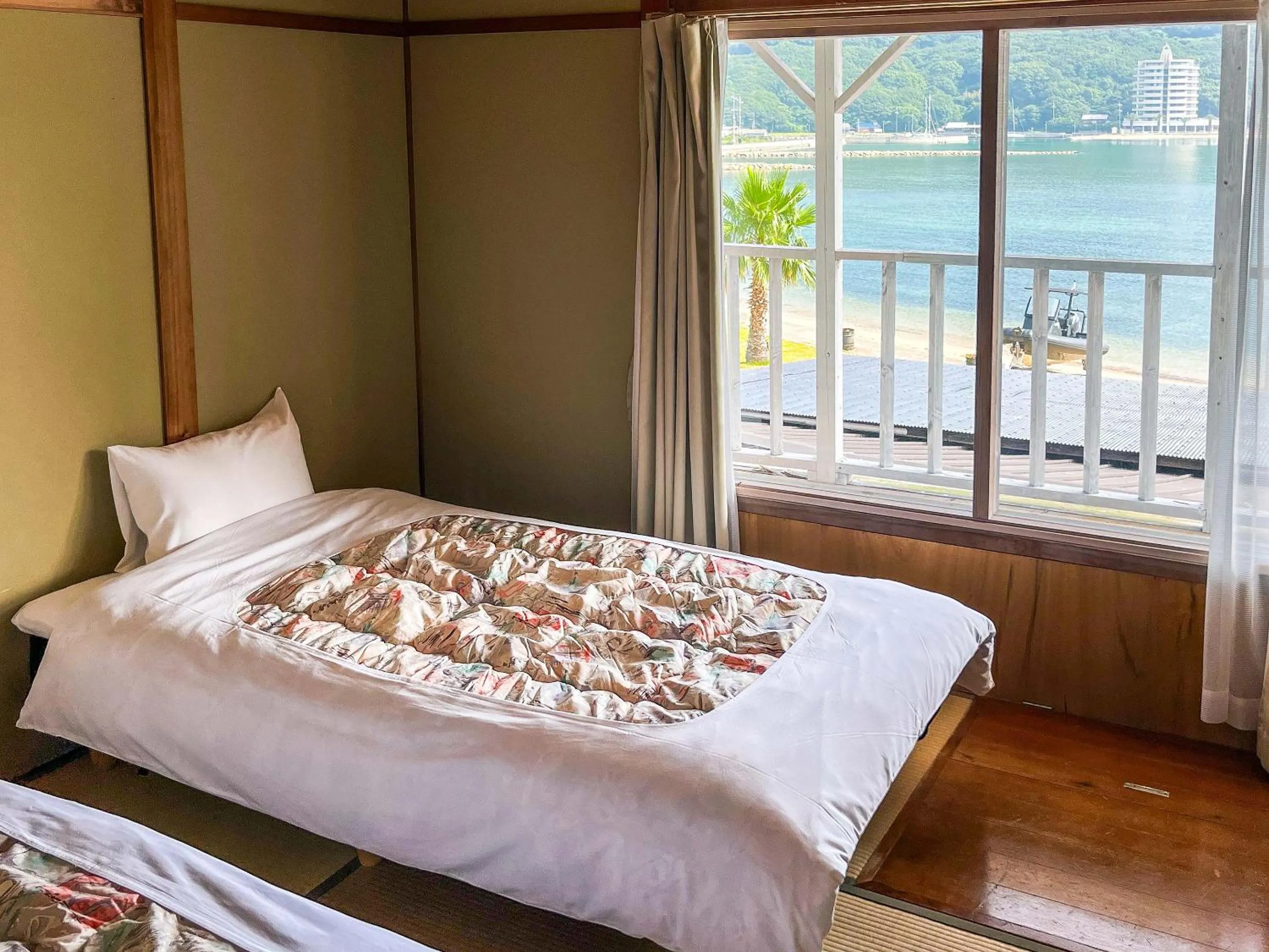 Bed in Sea Tiger Island Inn Shodoshima