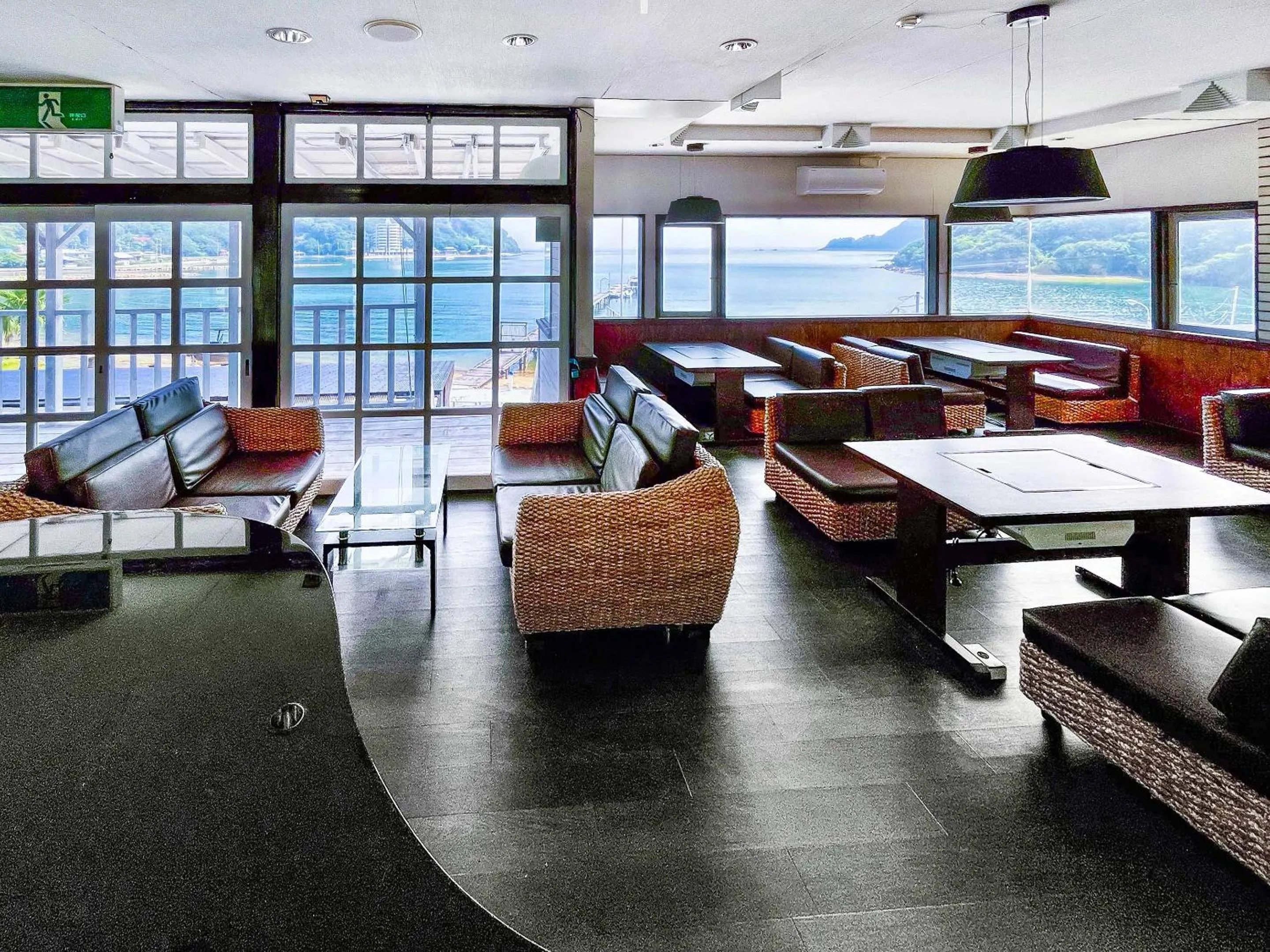 Communal lounge/ TV room in Sea Tiger Island Inn Shodoshima