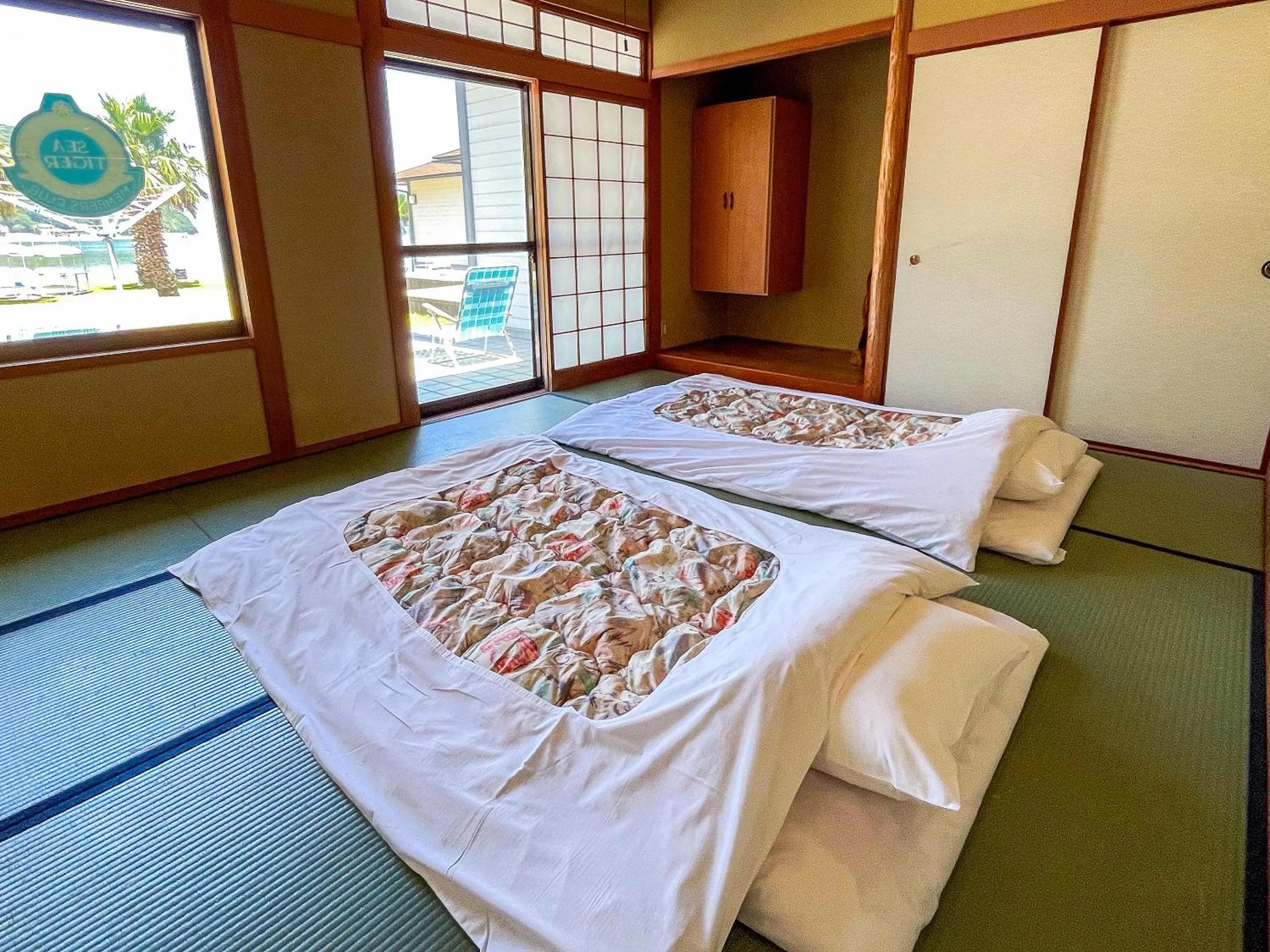 Photo of the whole room, Bed in Sea Tiger Island Inn Shodoshima