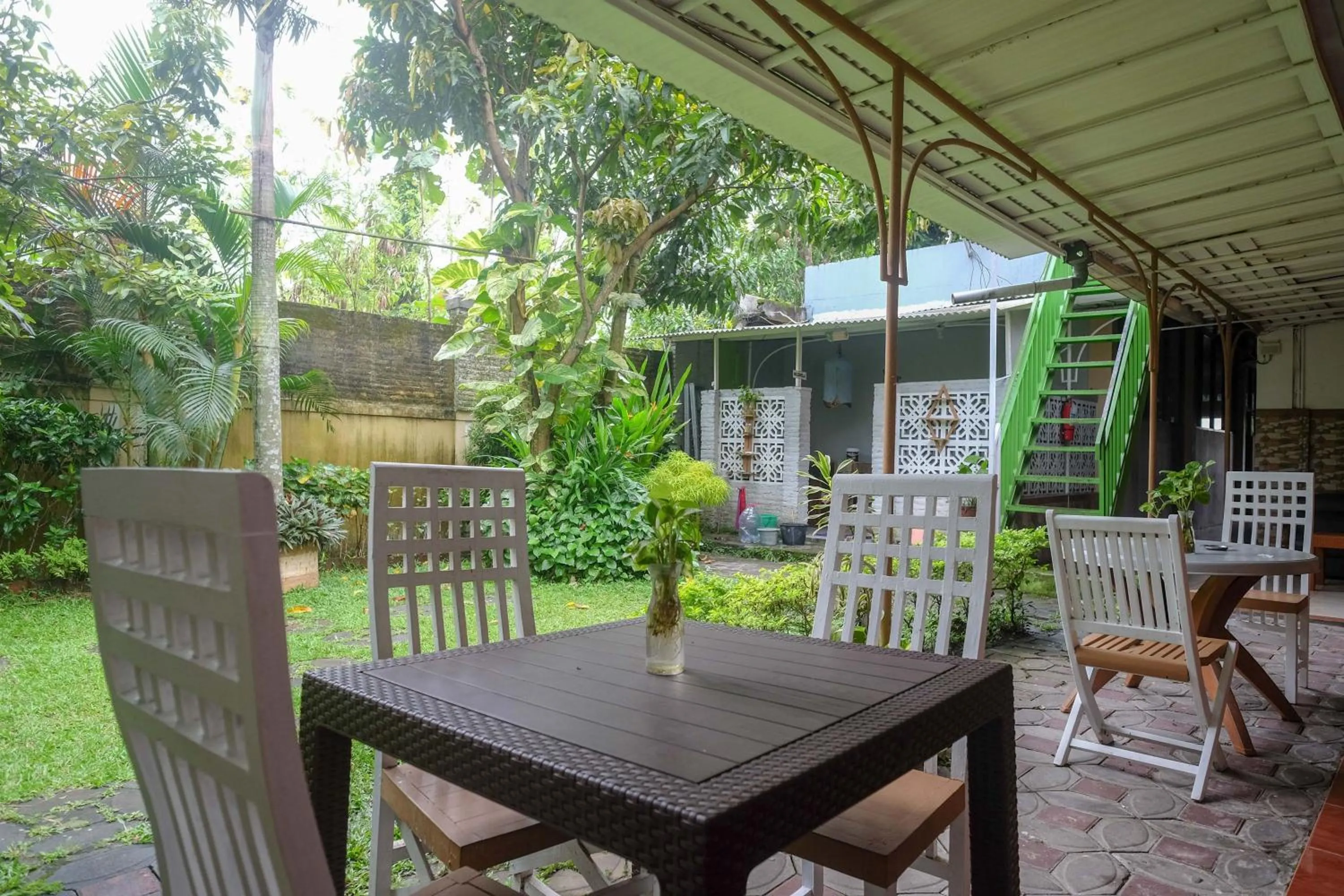 Property building in RedDoorz Syariah @ Colomadu 2