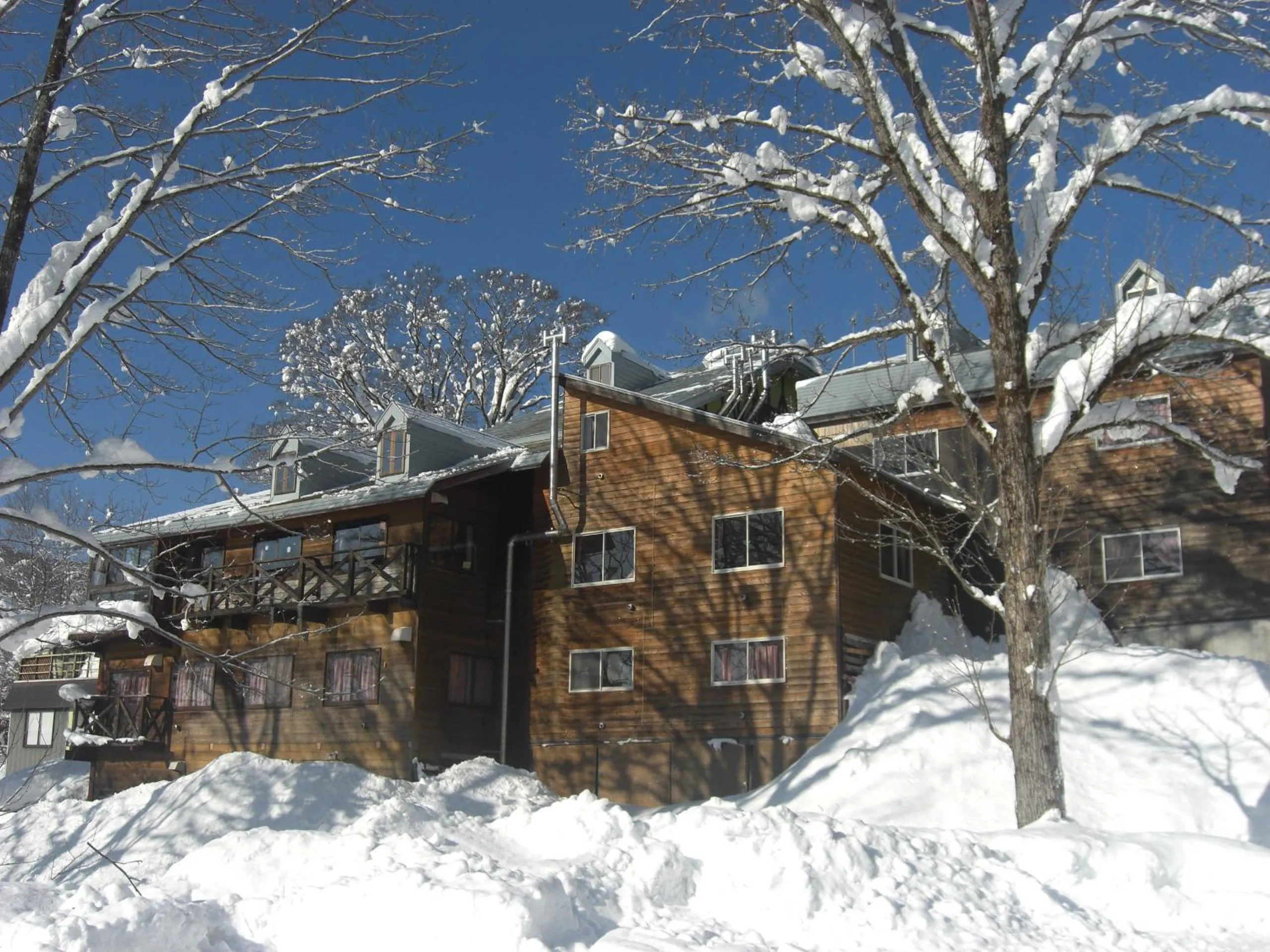 Property building in Soratobu Usagi