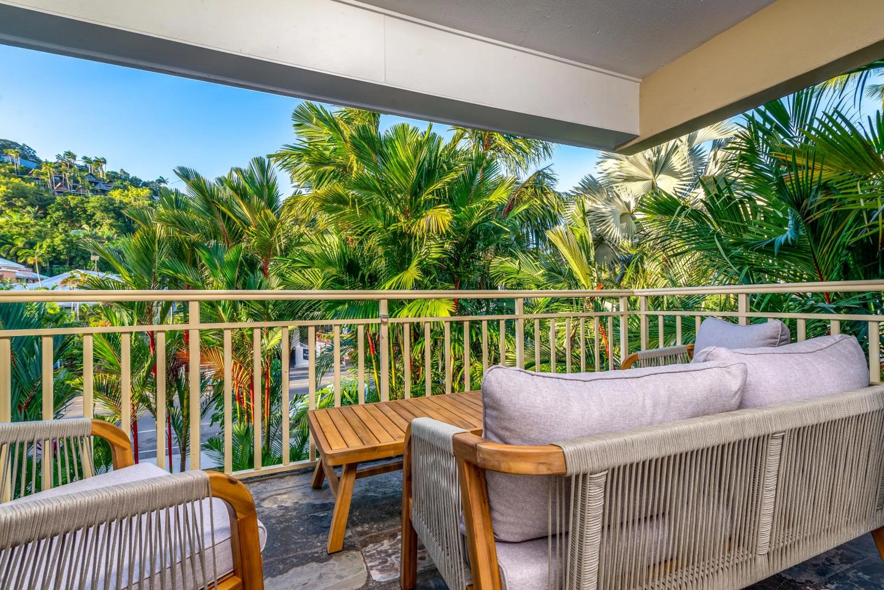 Balcony/Terrace in Driftwood Mantaray - Official Onsite Reception and Check In