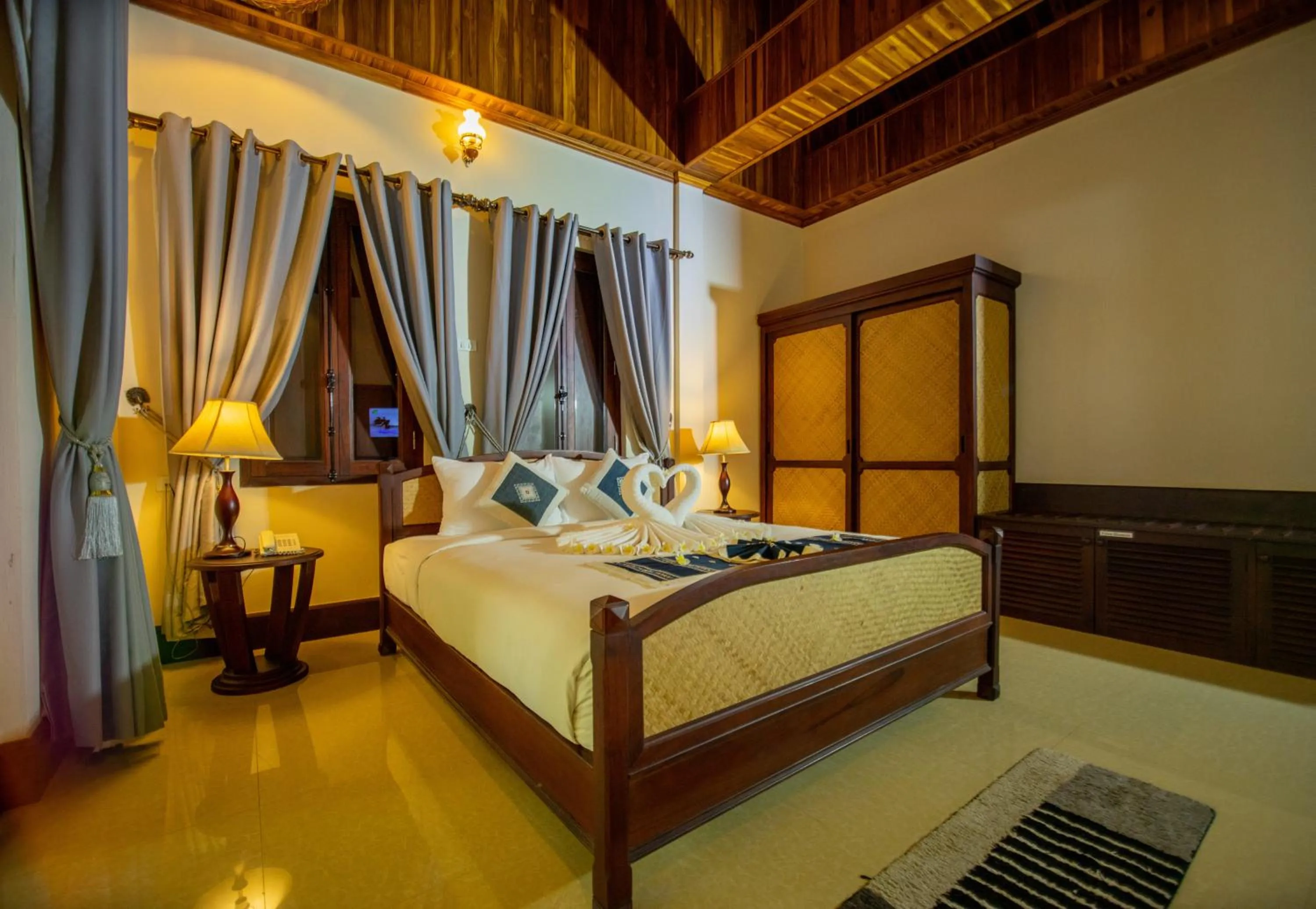 Bedroom, Bed in Treasure Hotel Laos
