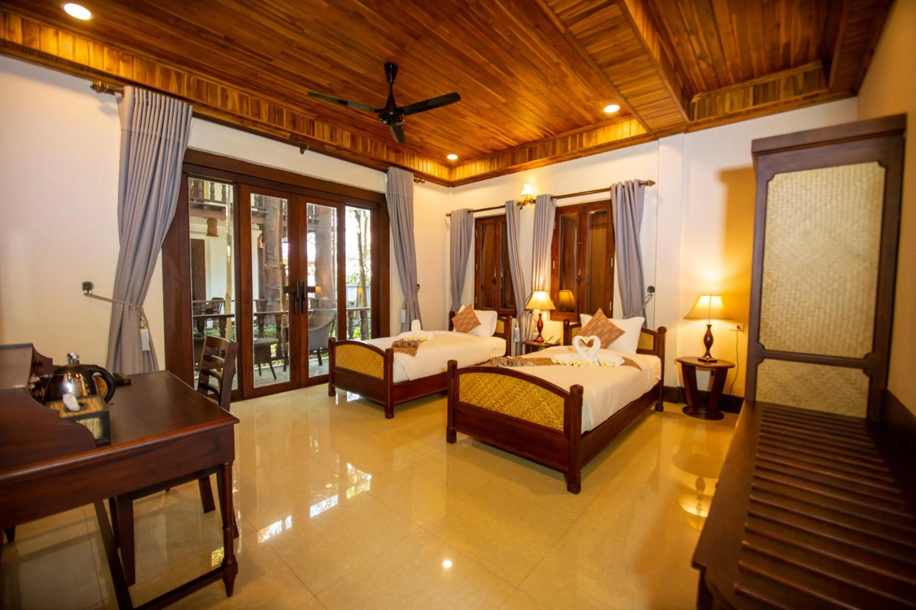 Bedroom, Bed in Treasure Hotel Laos