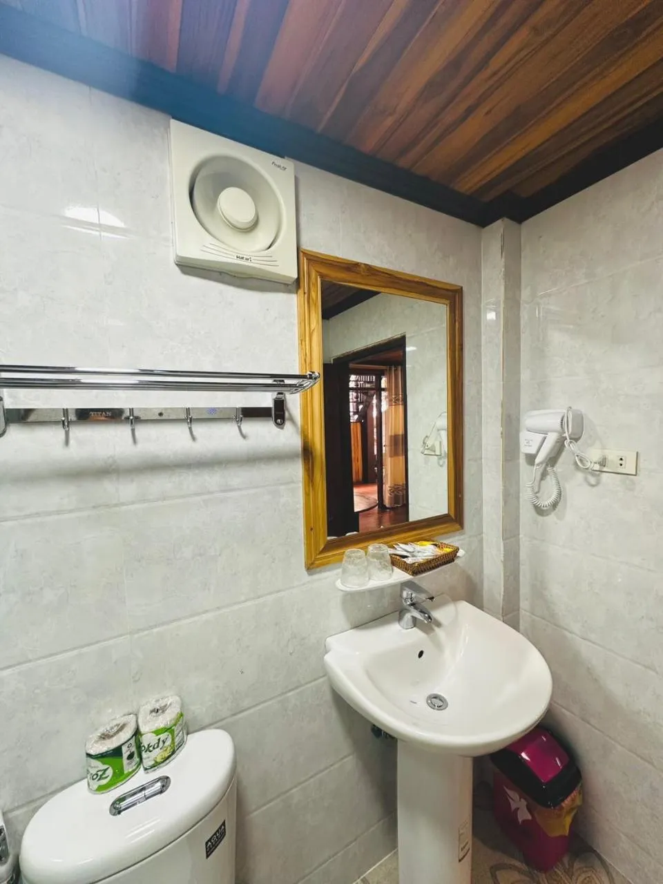 Bathroom in Luang Prabang Oudomlith Villa & Travel