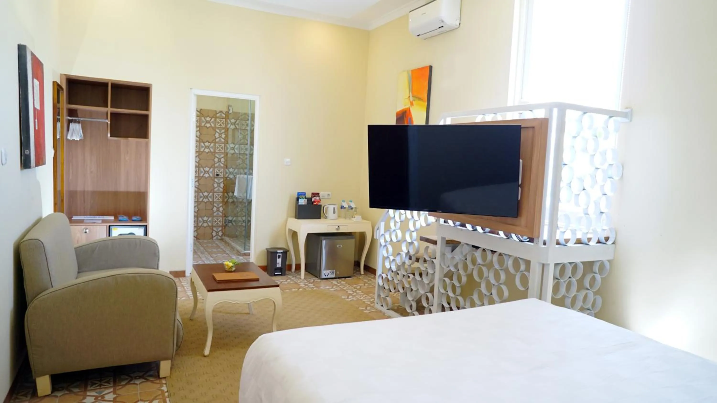 TV and multimedia, Bed in Ocean View Residence