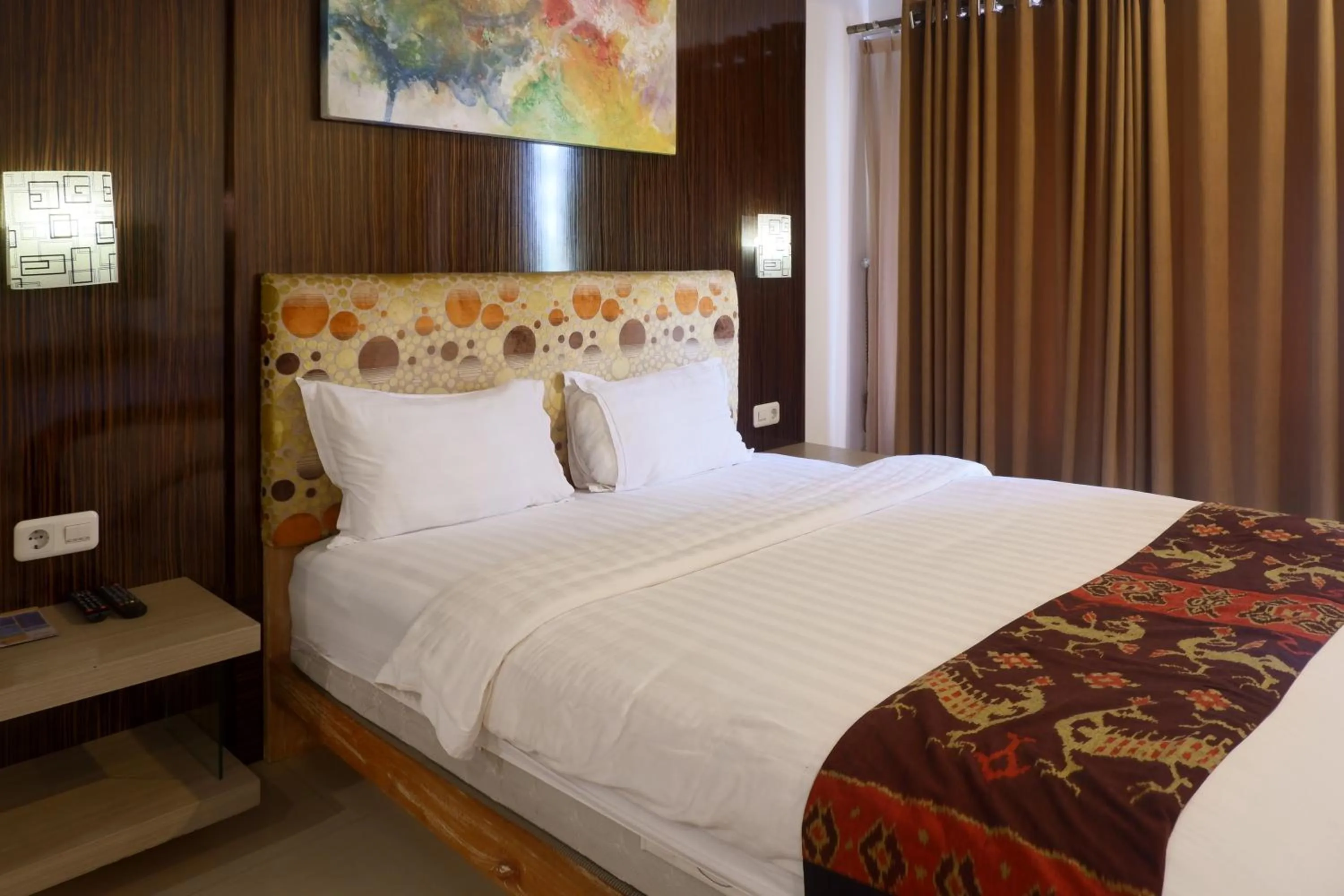 Bed in Ocean View Residence