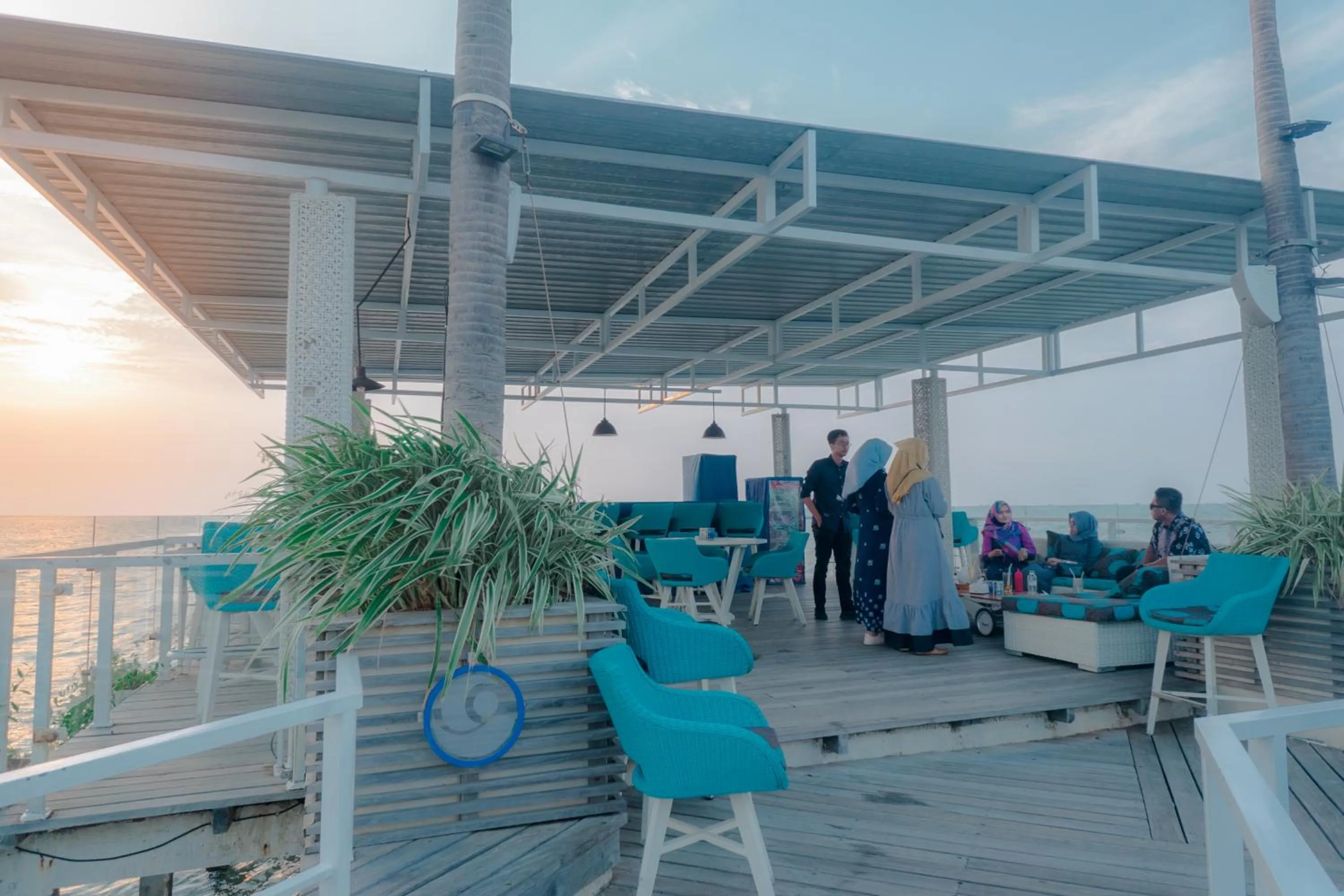 Day in Ocean View Residence