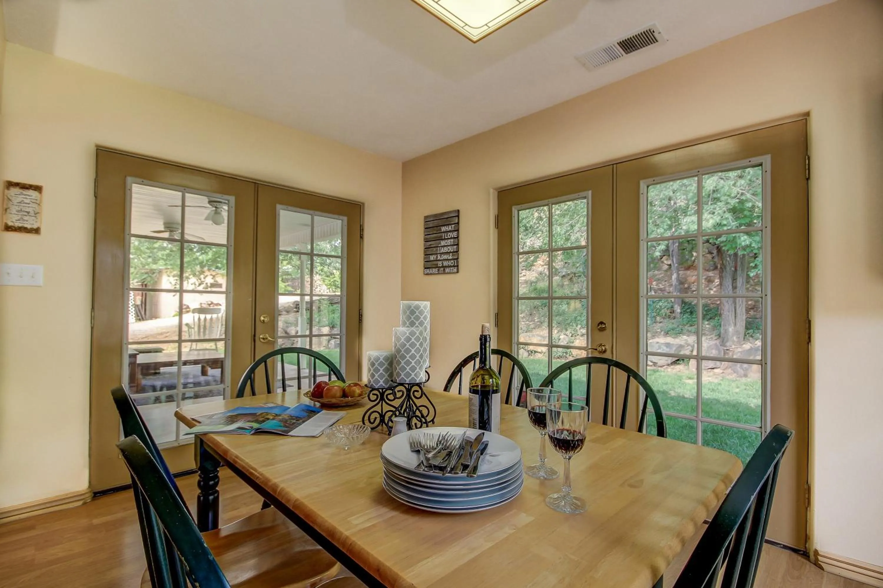 Pecan Point by KABINO Mountain Trail Access Foosball Table Private Yard Firepit WiFi Grill