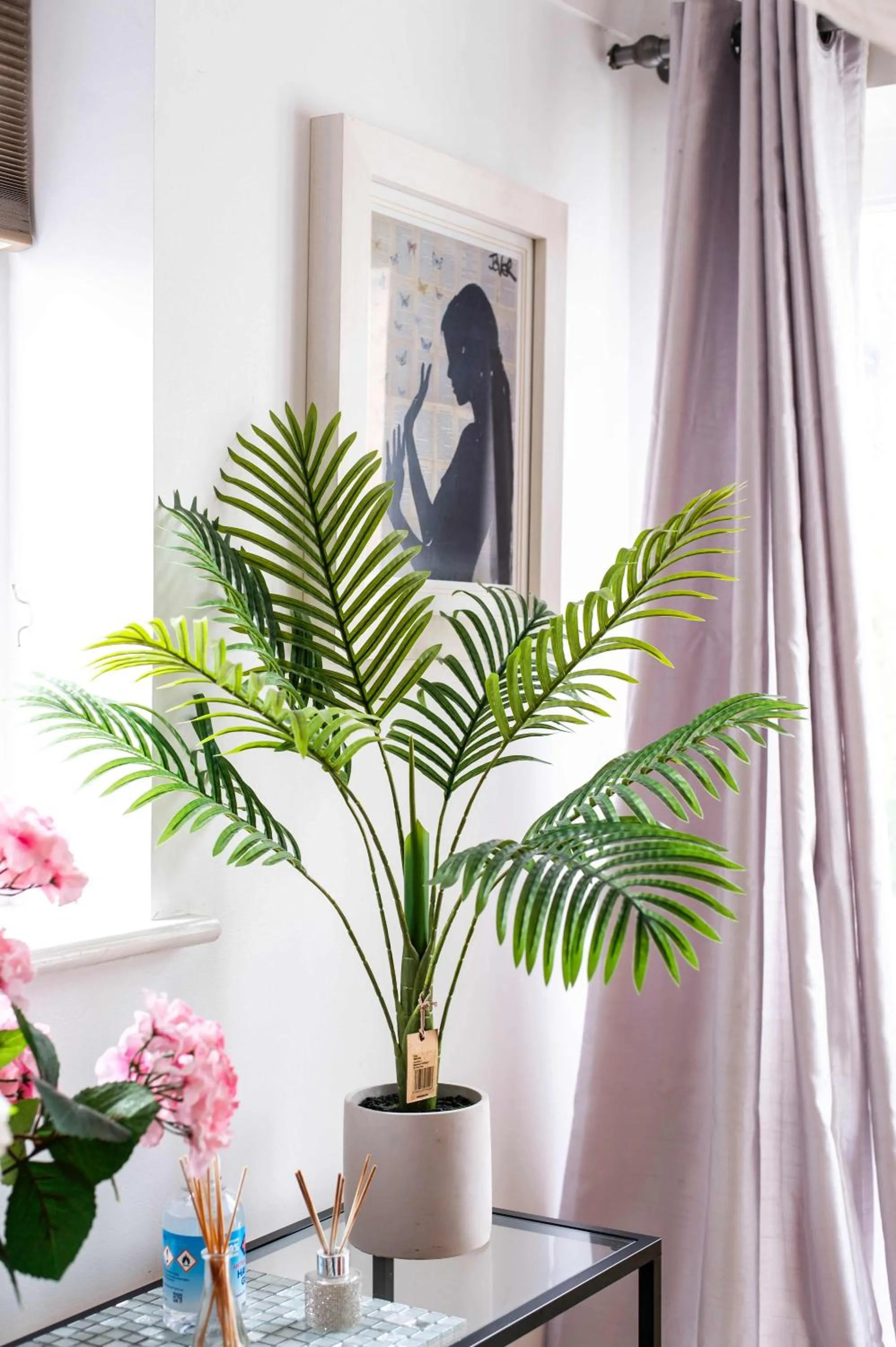 Decorative detail in Destination London Docklands Riverside