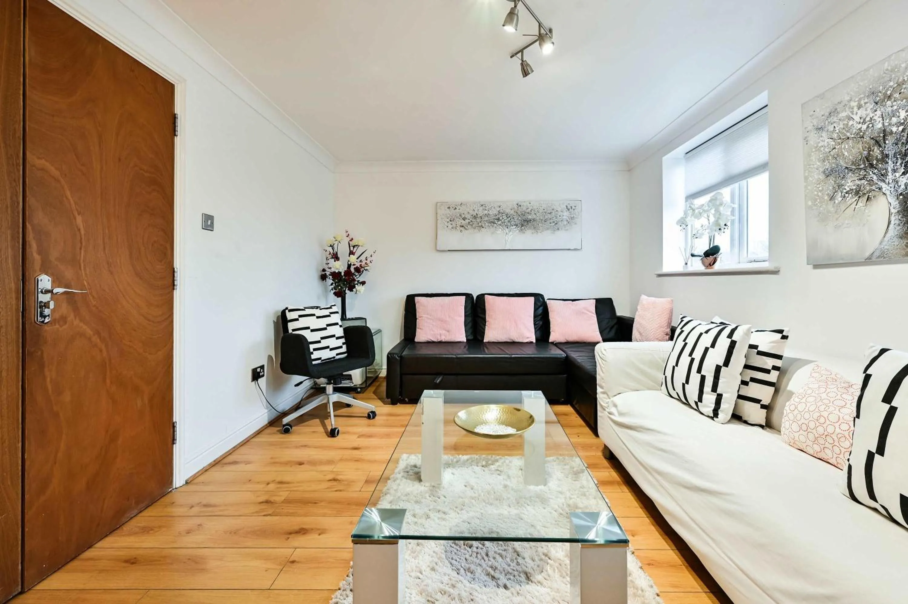 Living room in Destination London Docklands Riverside