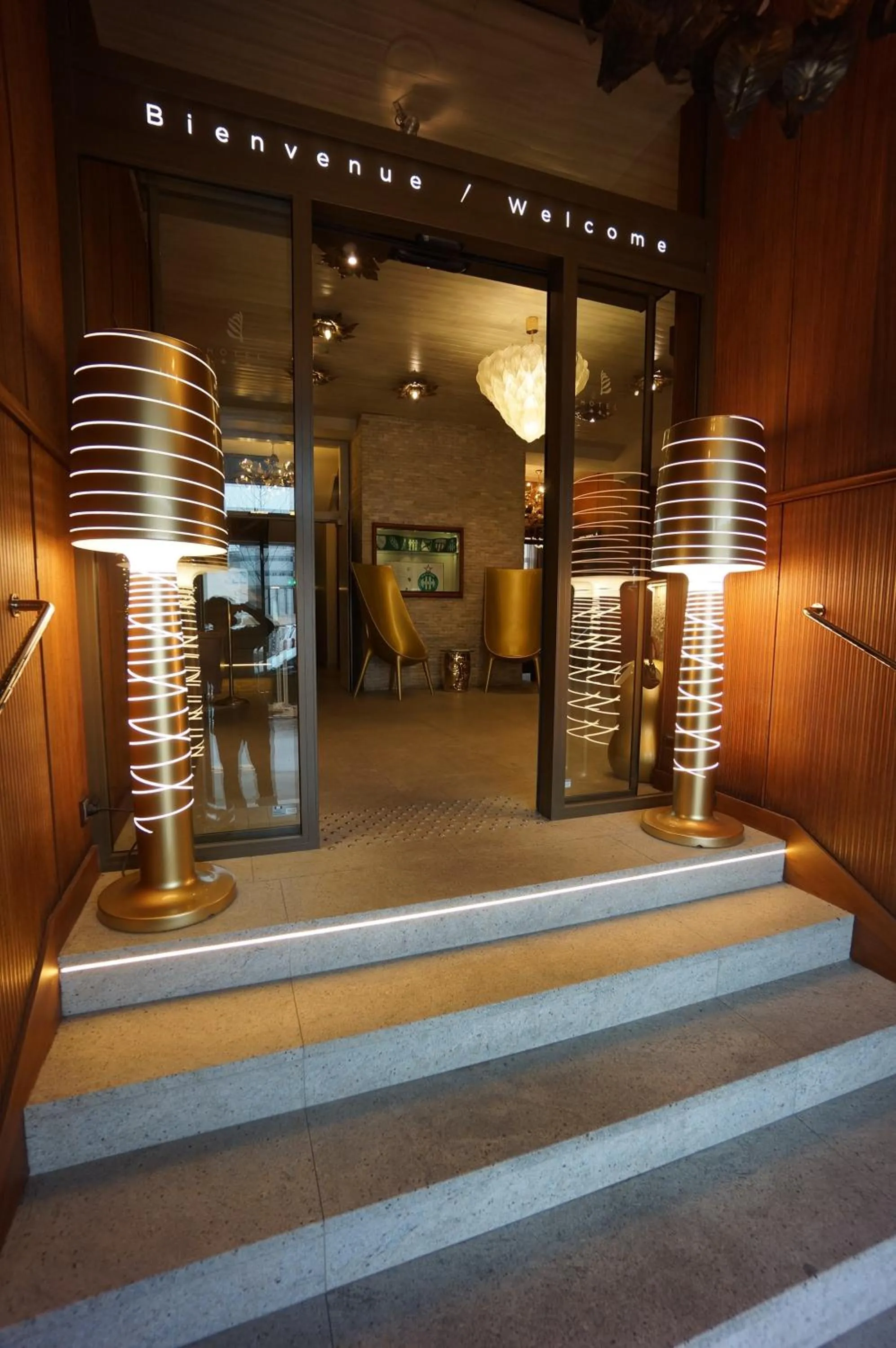 Facade/entrance in Terminus du Forez Saint-Etienne Centre Gare Chateaucreux