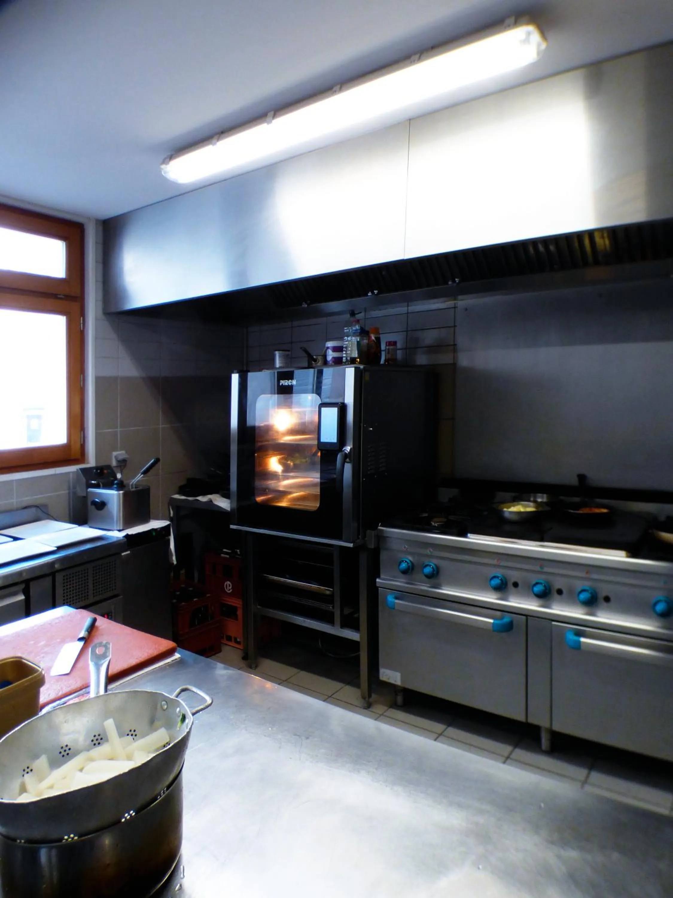 kitchen in Terminus du Forez Saint-Etienne Centre Gare Chateaucreux