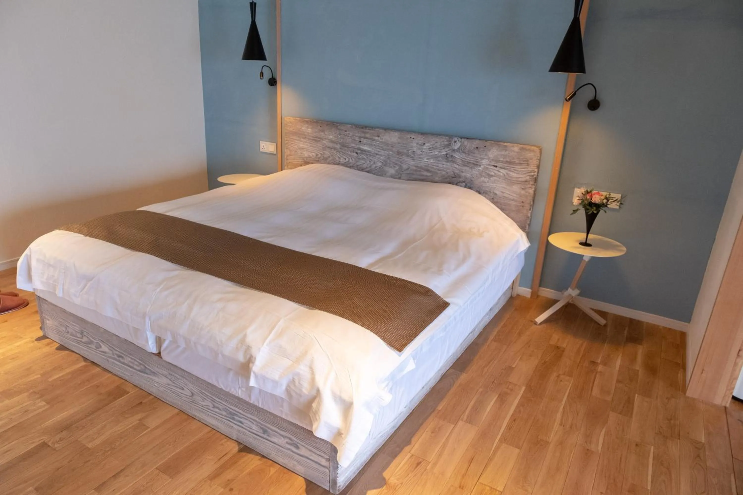 Bedroom, Bed in ISANA Resort