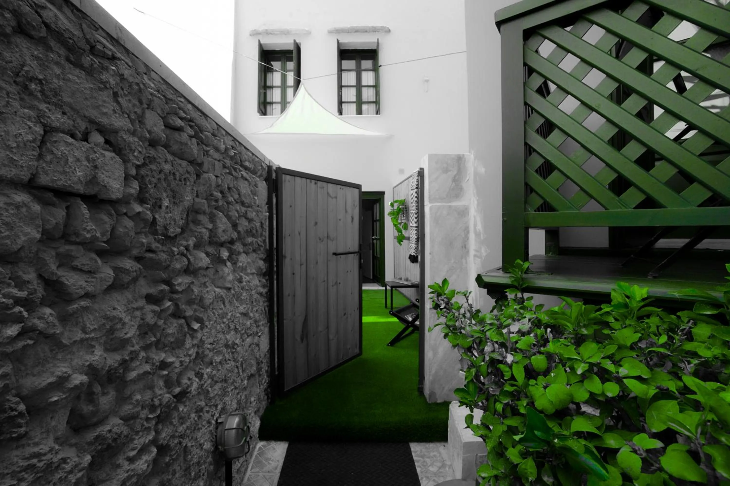 Garden in Ink Hotels House of Europe