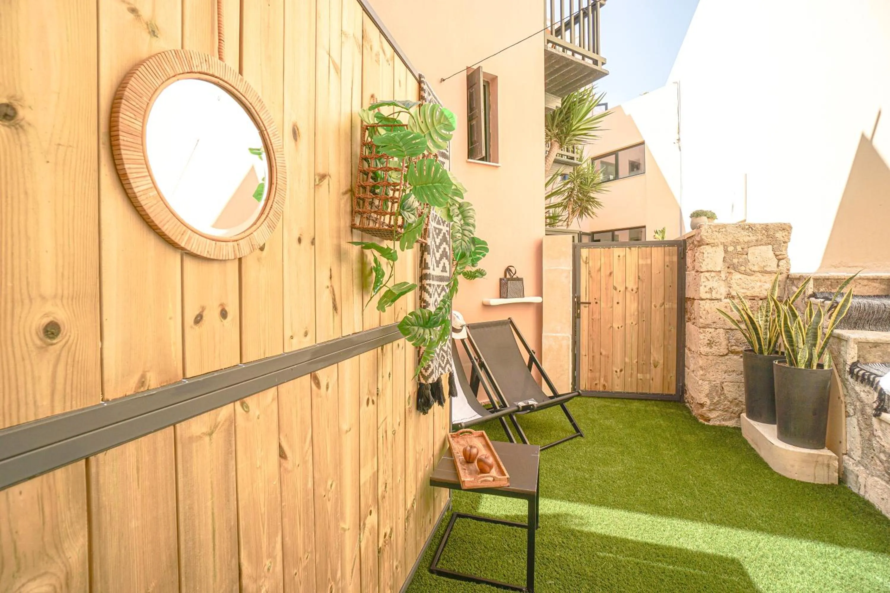 Garden in Ink Hotels House of Europe