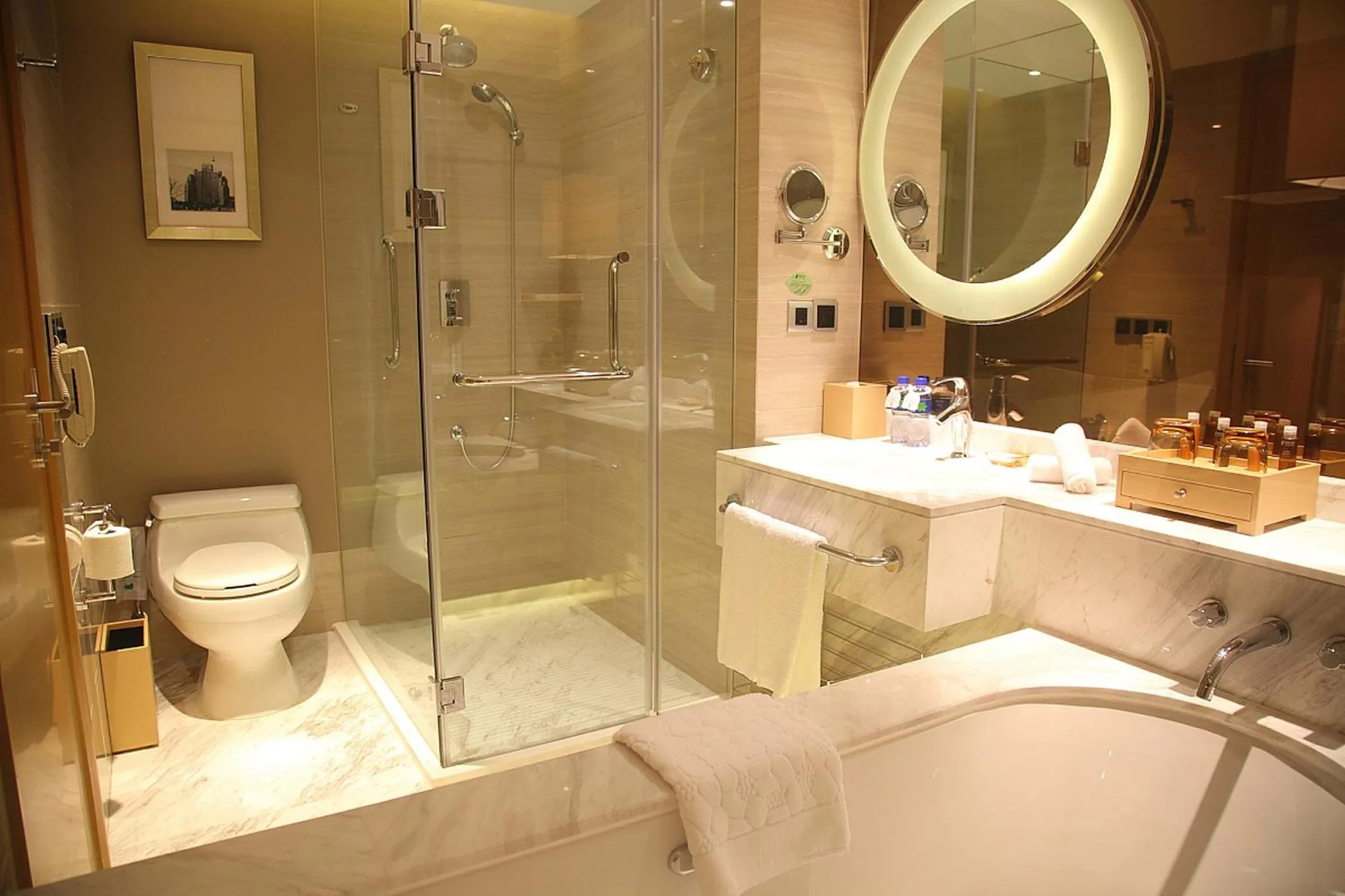 Bathroom in Air China Hongqiao Airport Hotel - Air China BoYue Hotel