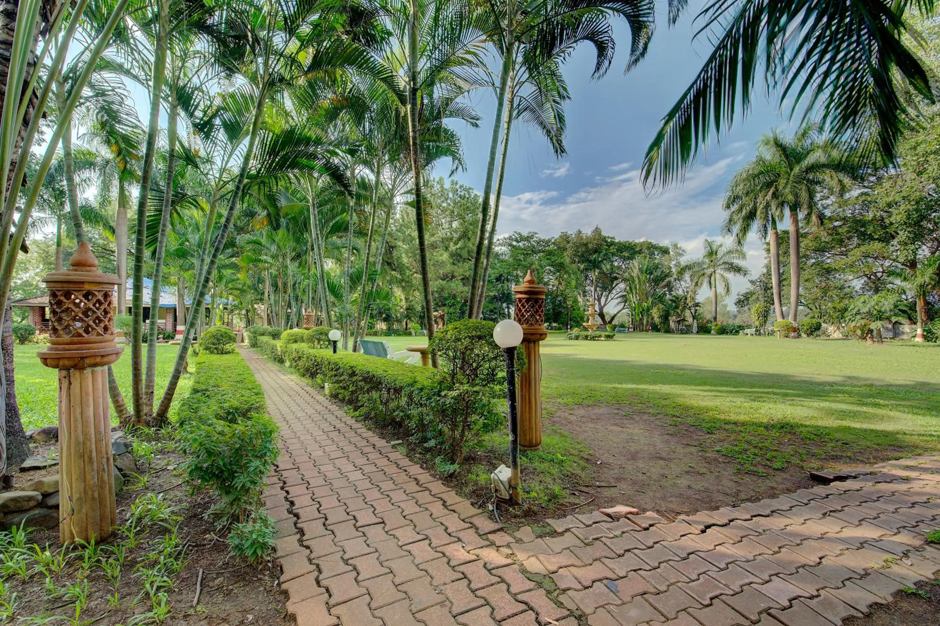 Garden in Khanvel Resort
