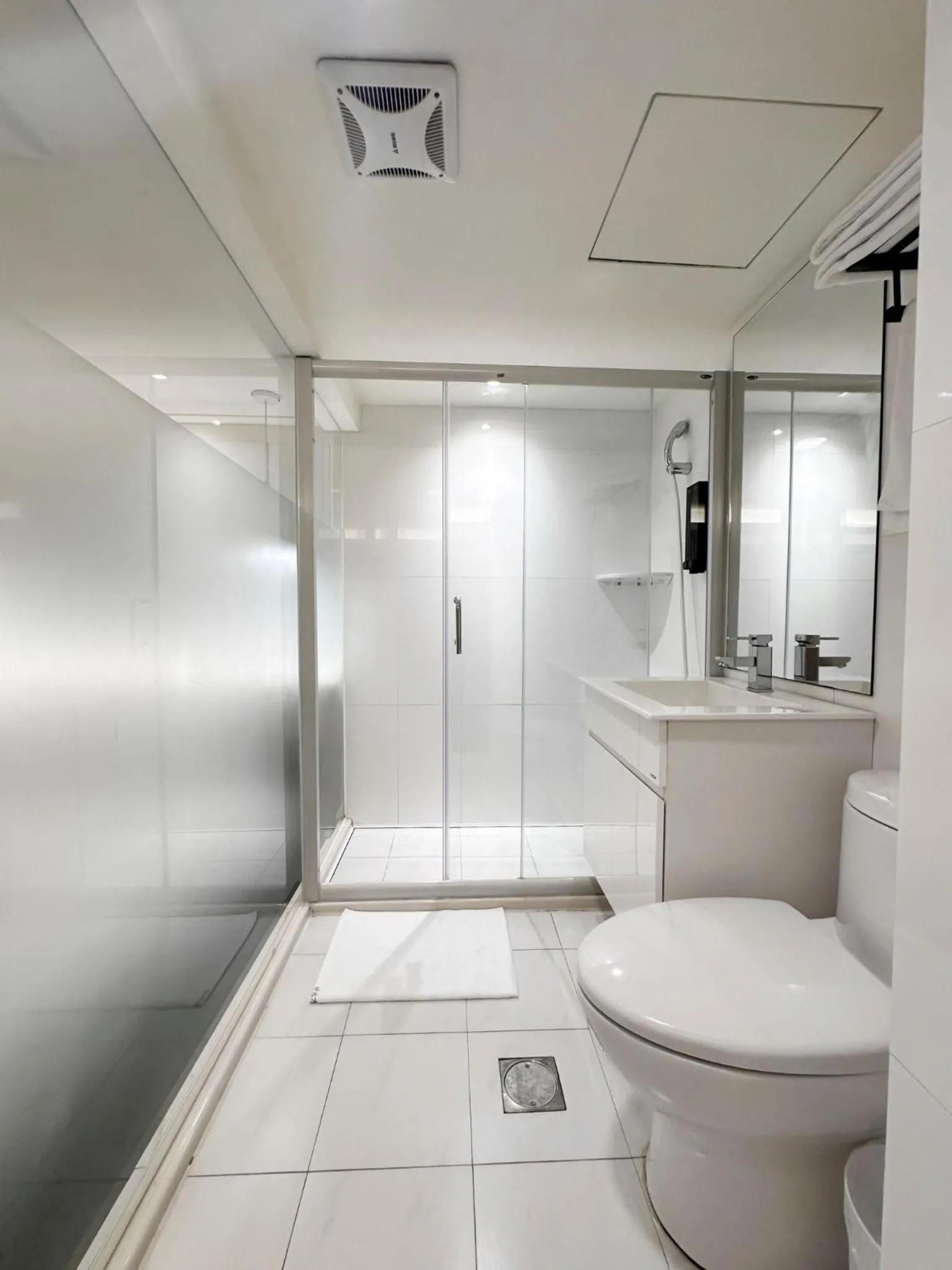 Photo of the whole room in Red Residence Hotel