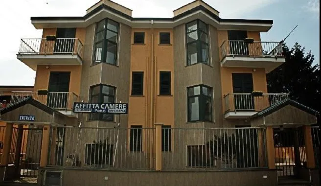 Facade/entrance in Affittacamere Pone