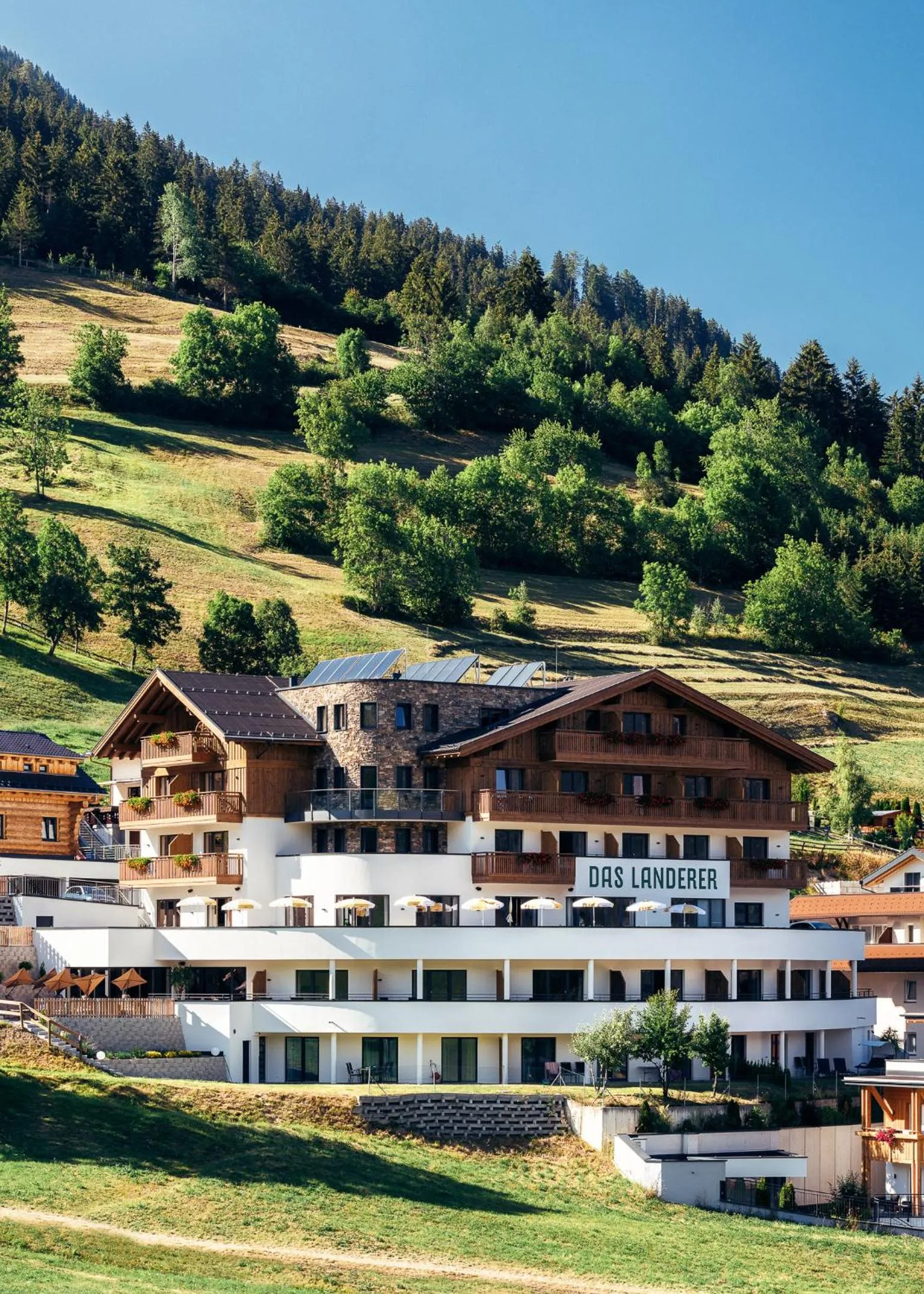 Property building in Das Landerer