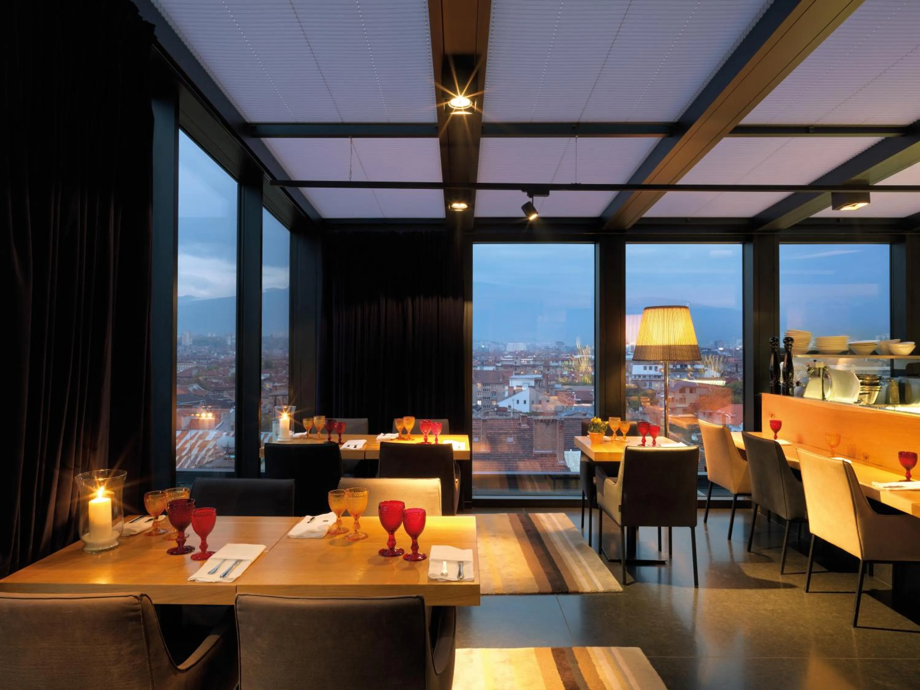 Restaurant/places to eat in Sense Hotel Sofia, a Member of Design Hotels