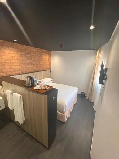 Standard Cabin Queen Room in ONOMO Hotel Maputo