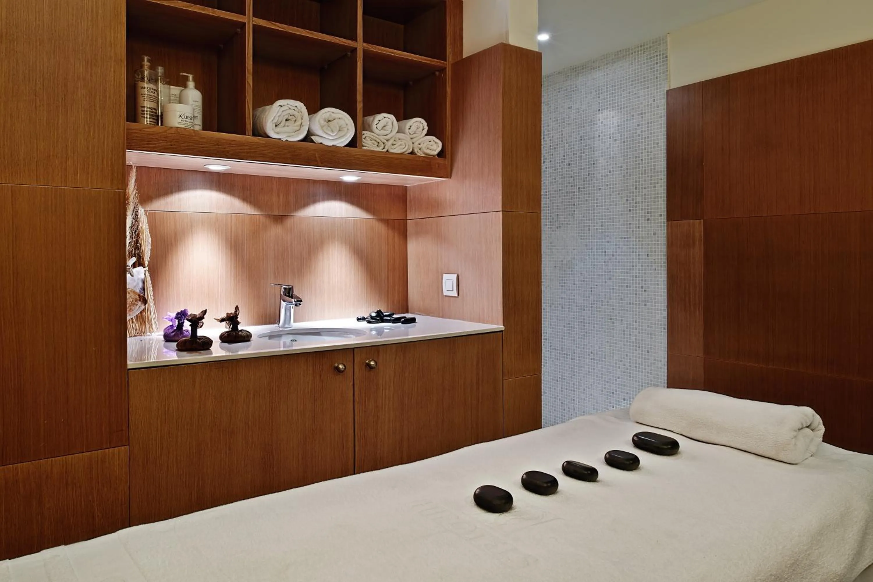 Massage in Hipotels Coma Gran