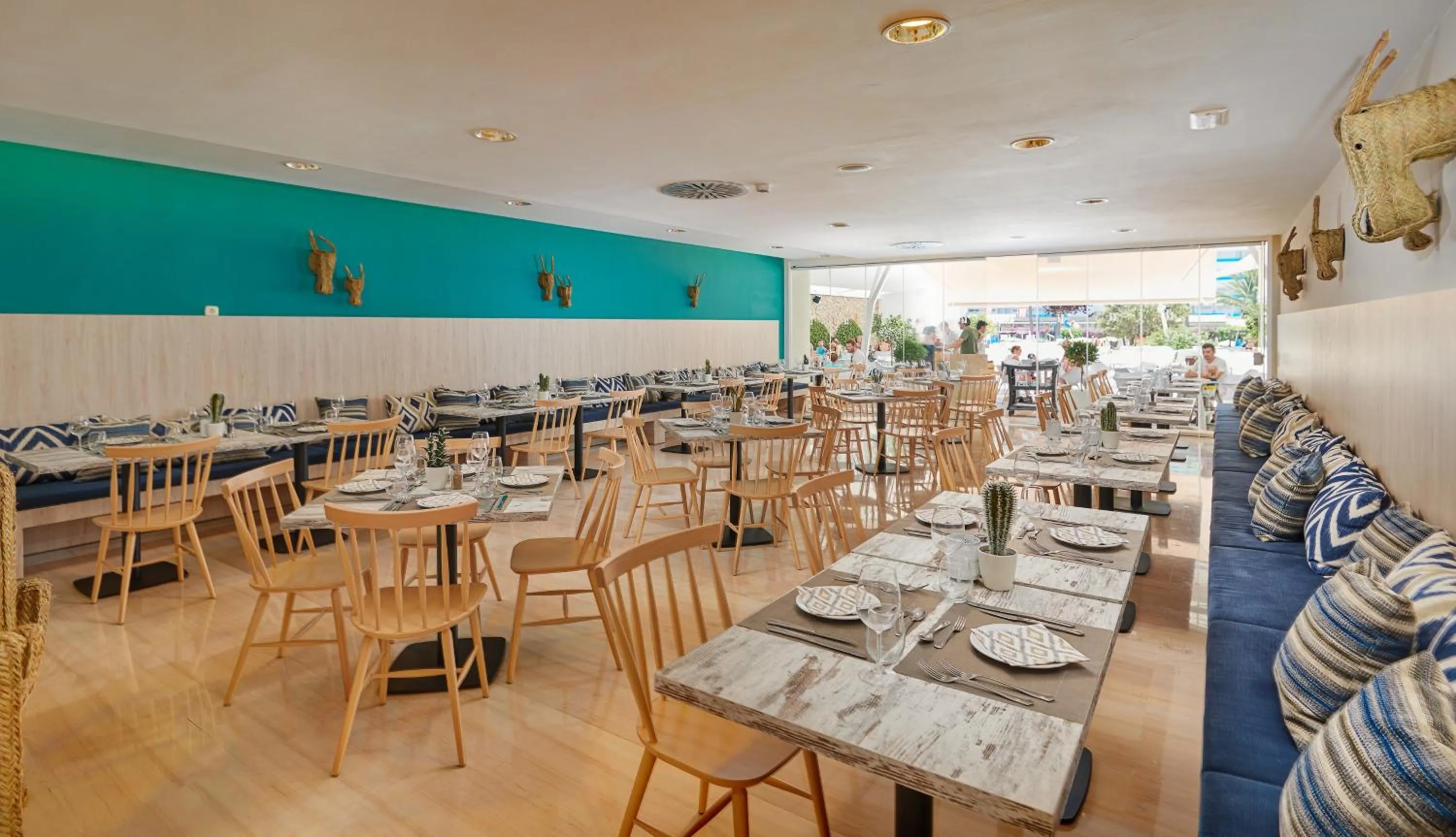 Restaurant/places to eat in Hipotels Coma Gran