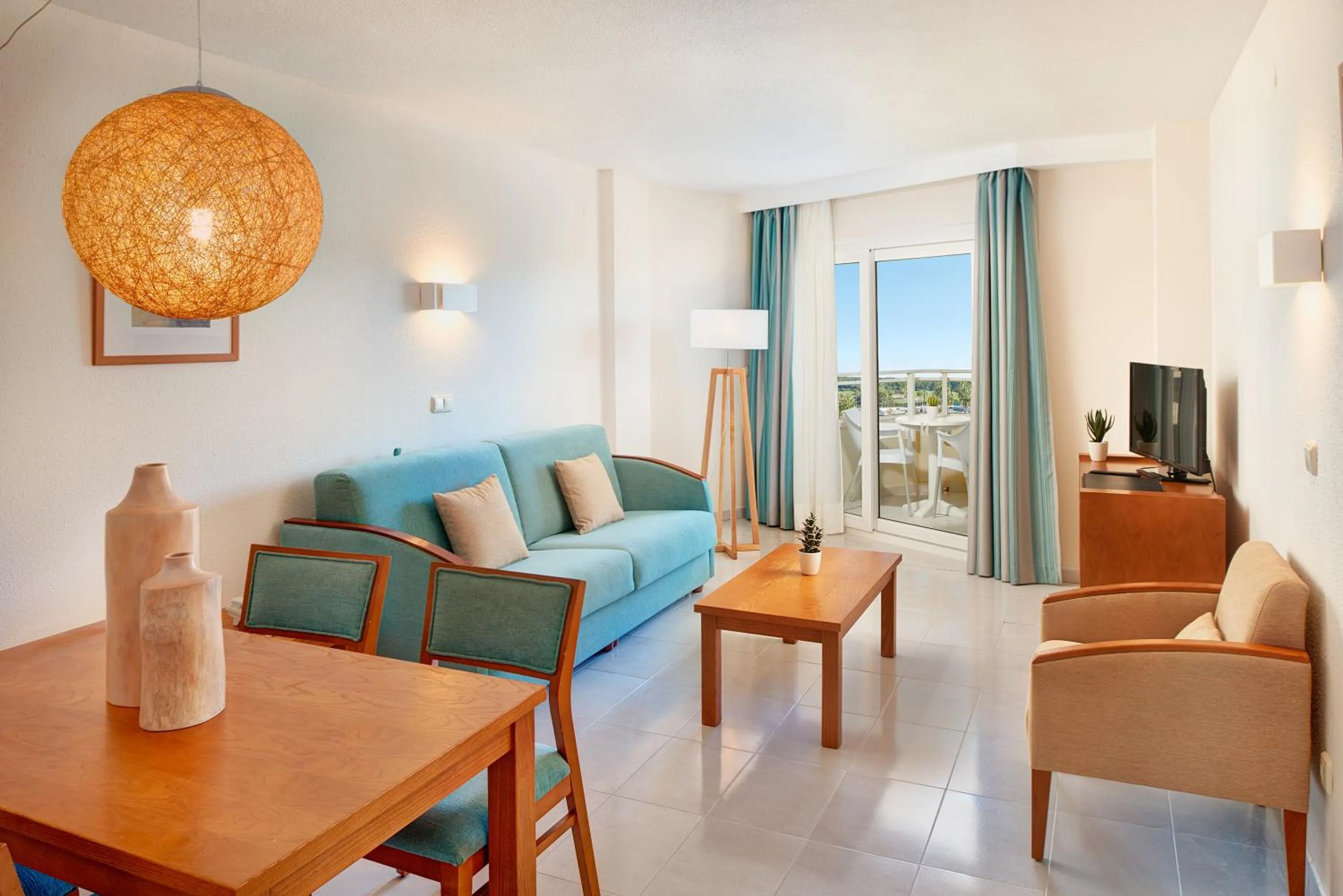 TV and multimedia in Hipotels Coma Gran