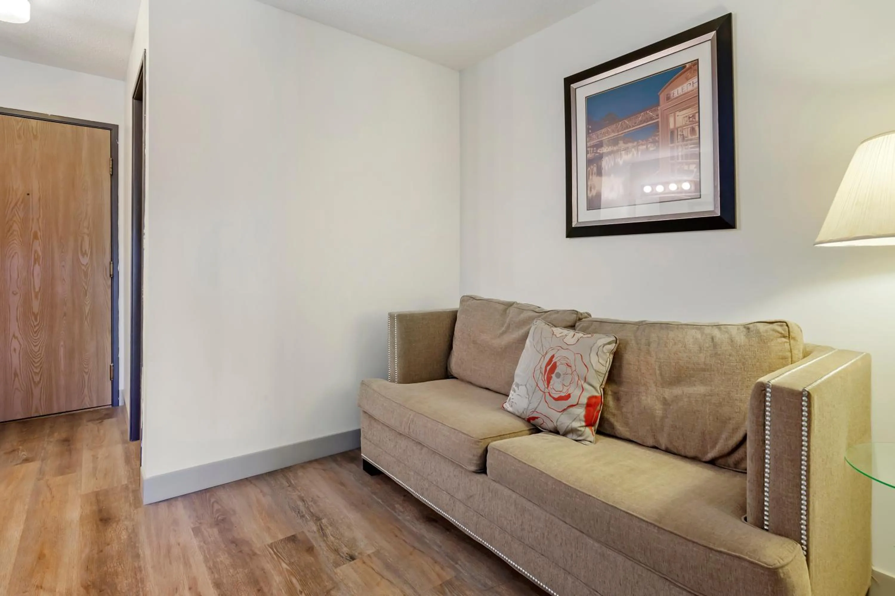 Seating area in Polynesian Hotel & Suites