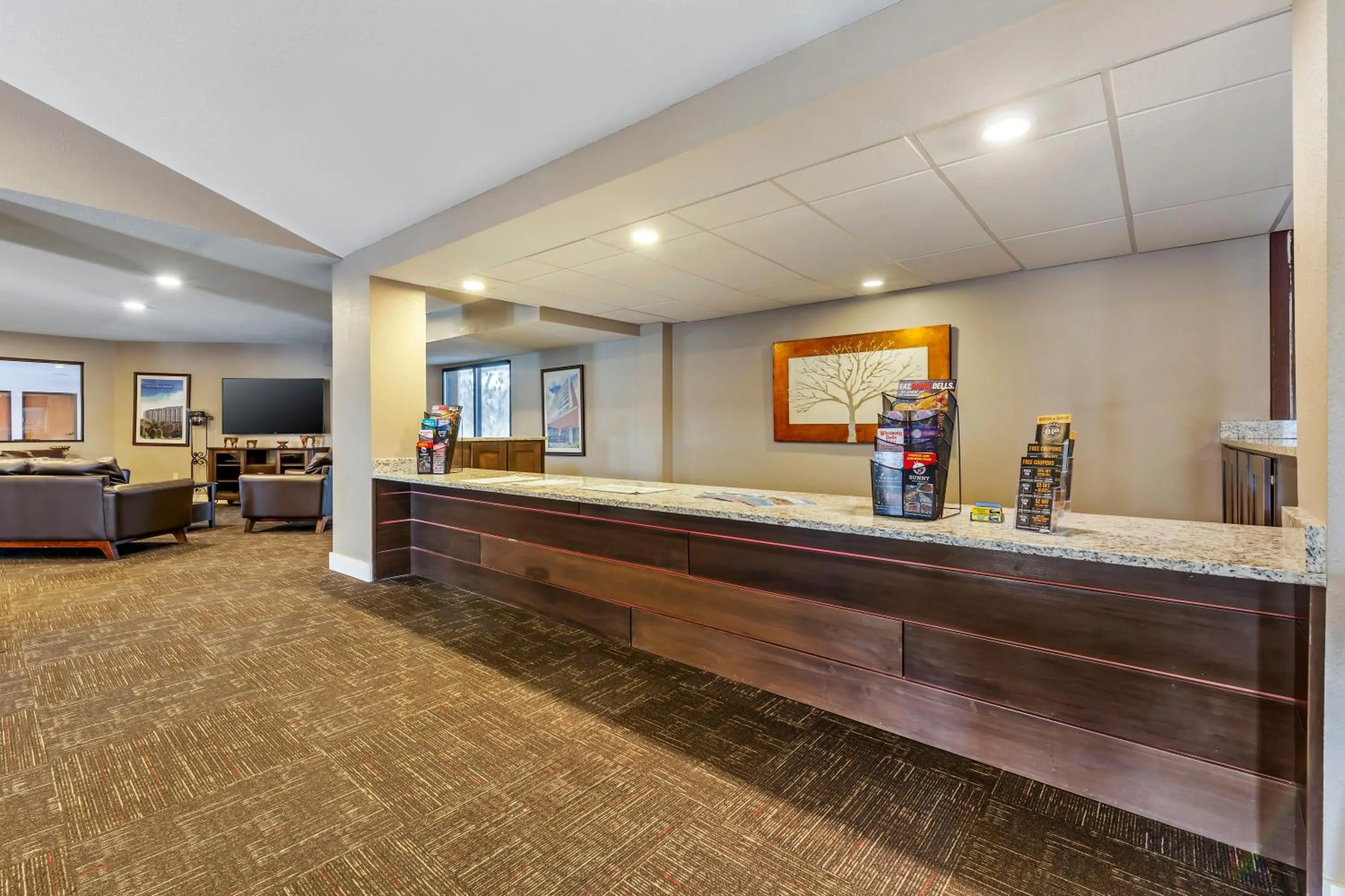 Lobby or reception in Polynesian Hotel & Suites