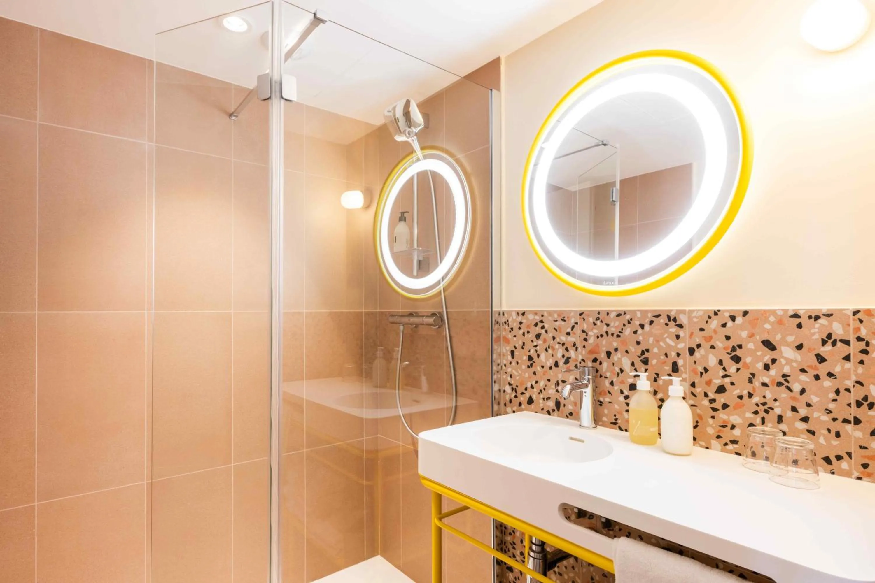 Bathroom in Nice Pam Hotel