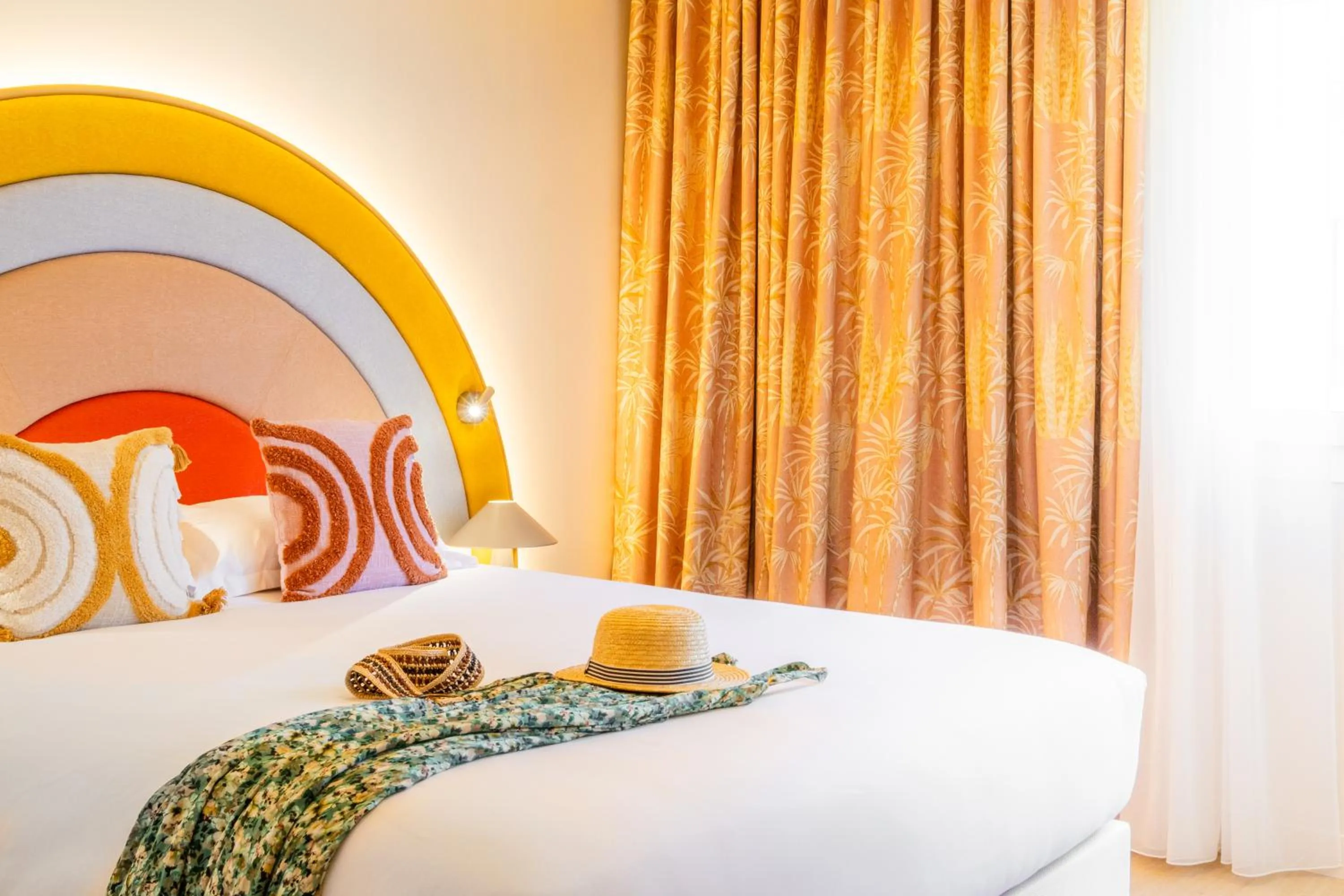 Bedroom, Bed in Nice Pam Hotel