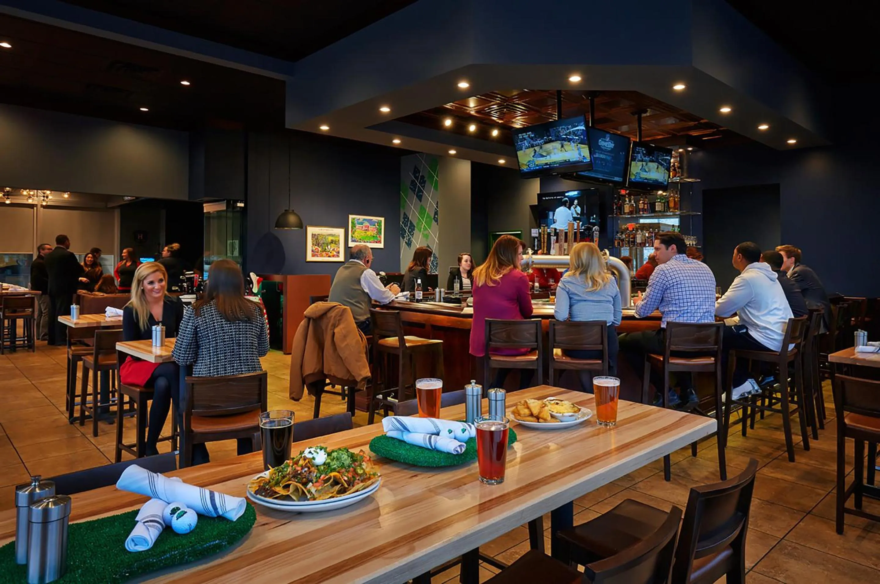 Restaurant/places to eat in Hotel Arista