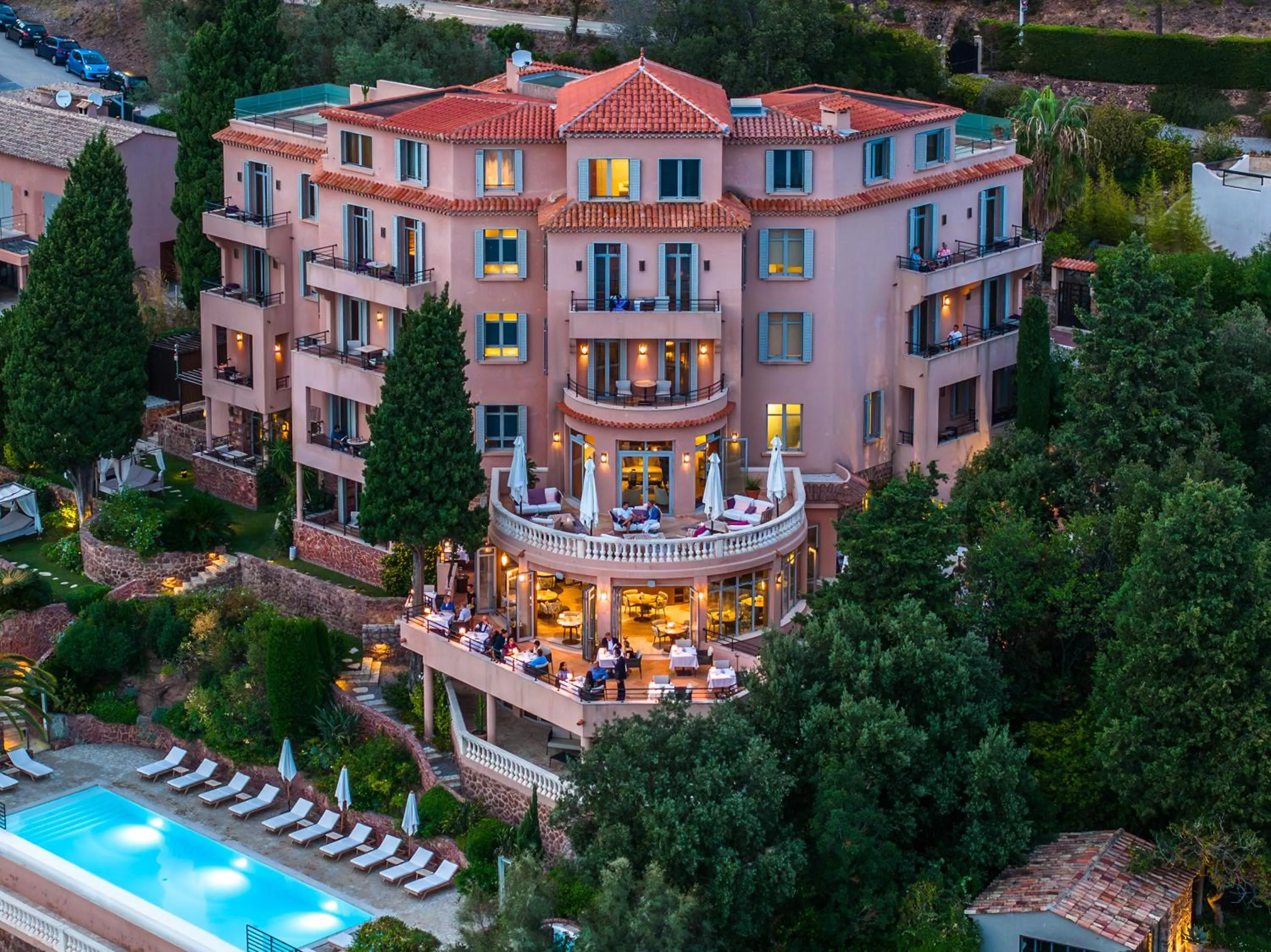 Property building in Tiara Miramar Beach Resort