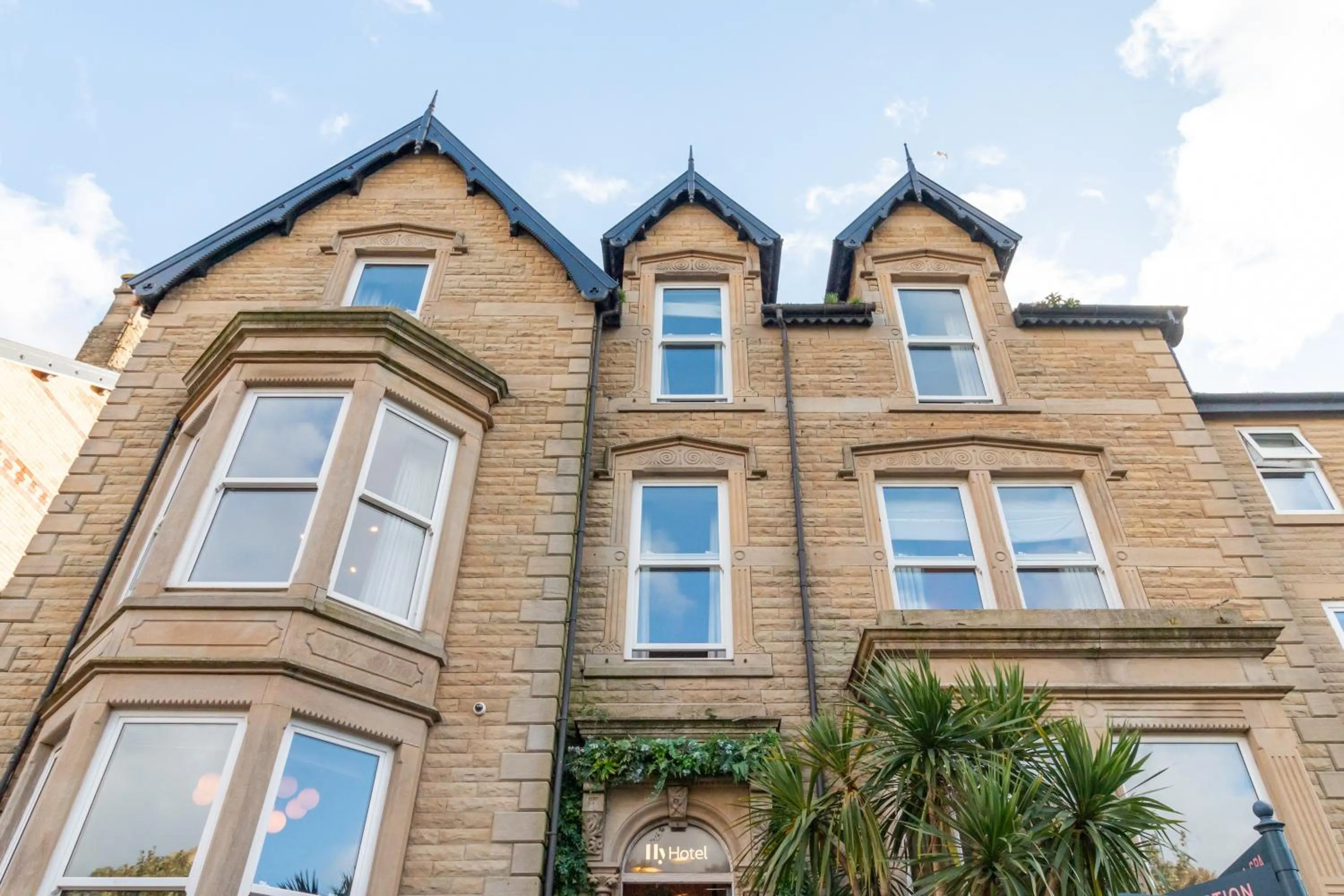 Property building in Hy Lytham St Anne's