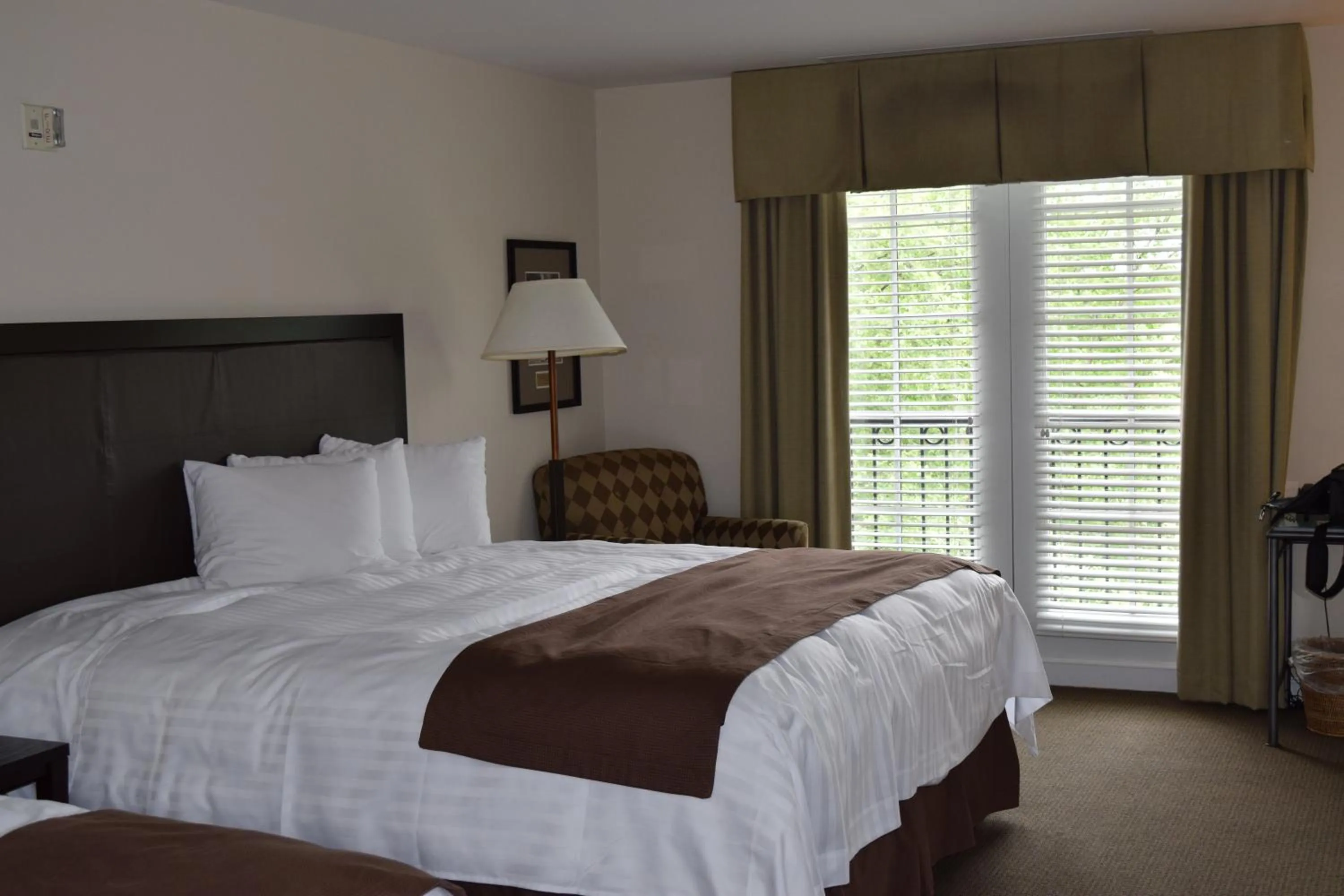 Bed in The Glen Club