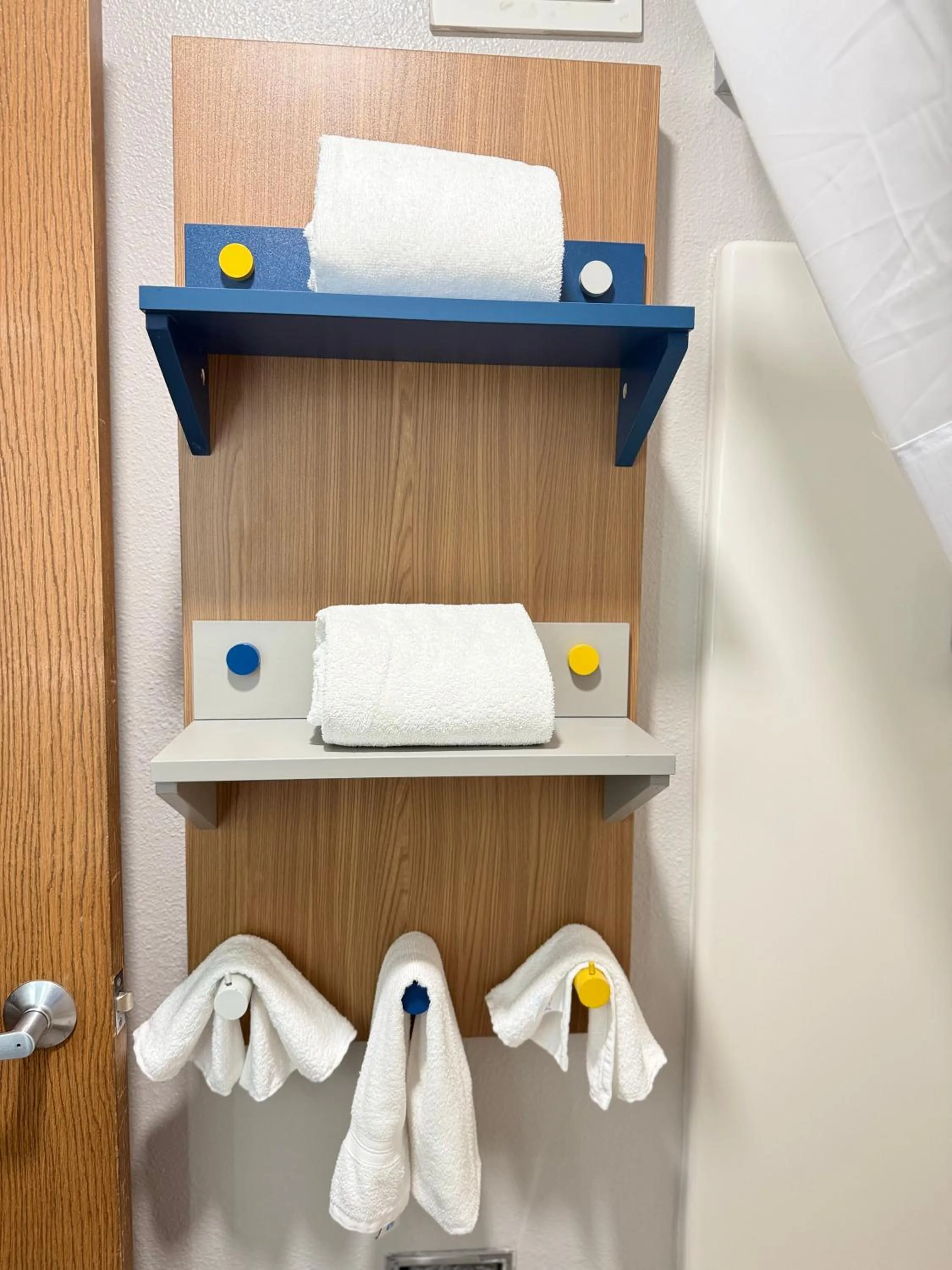 Microtel Inn & Suites by Wyndham Sioux Falls