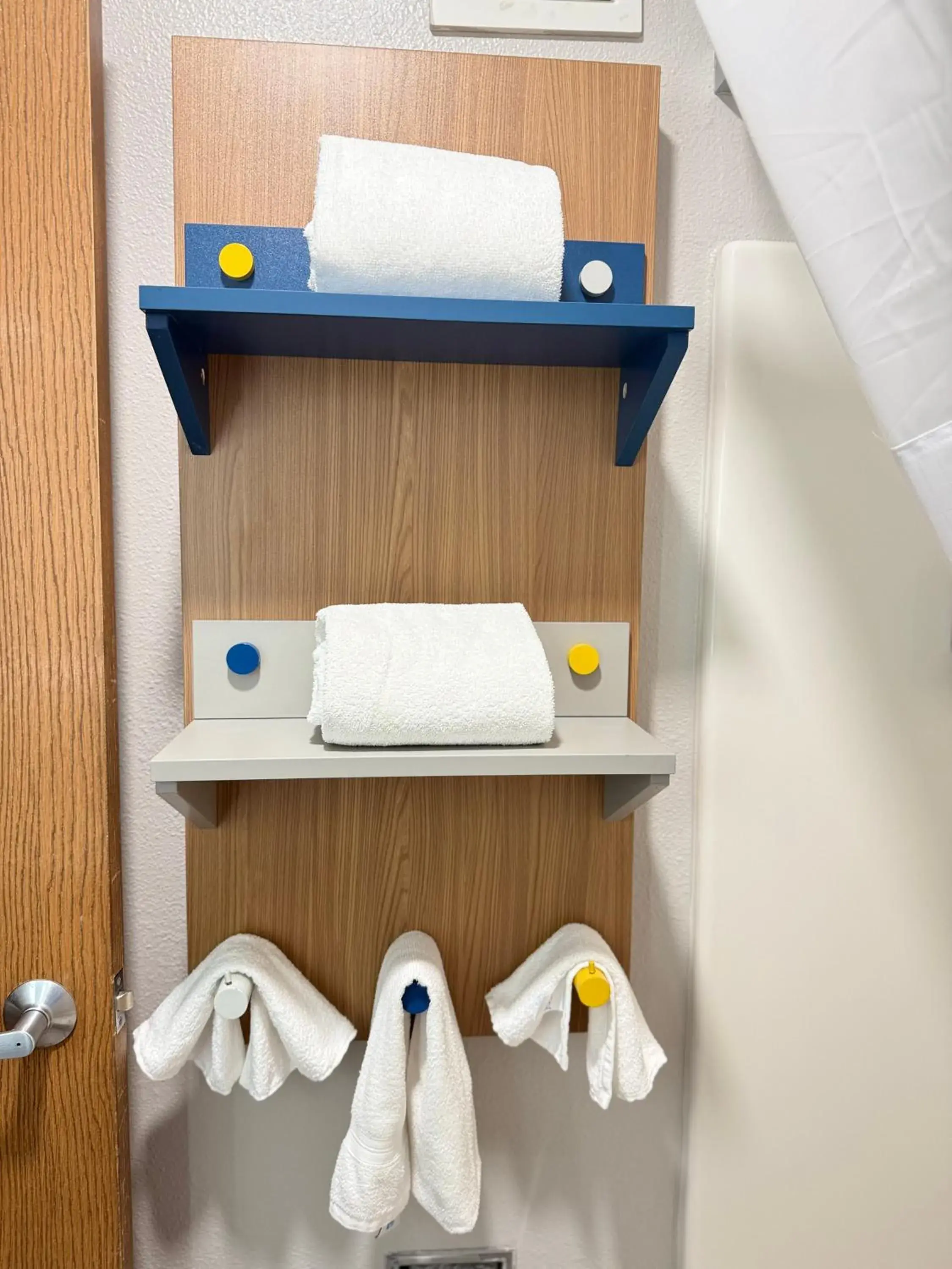 Queen Studio Suite - Non-Smoking in Microtel Inn & Suites by Wyndham Sioux Falls Queen Studio Suite - Non-Smoking in Microtel Inn & Suites by Wyndham Sioux Falls