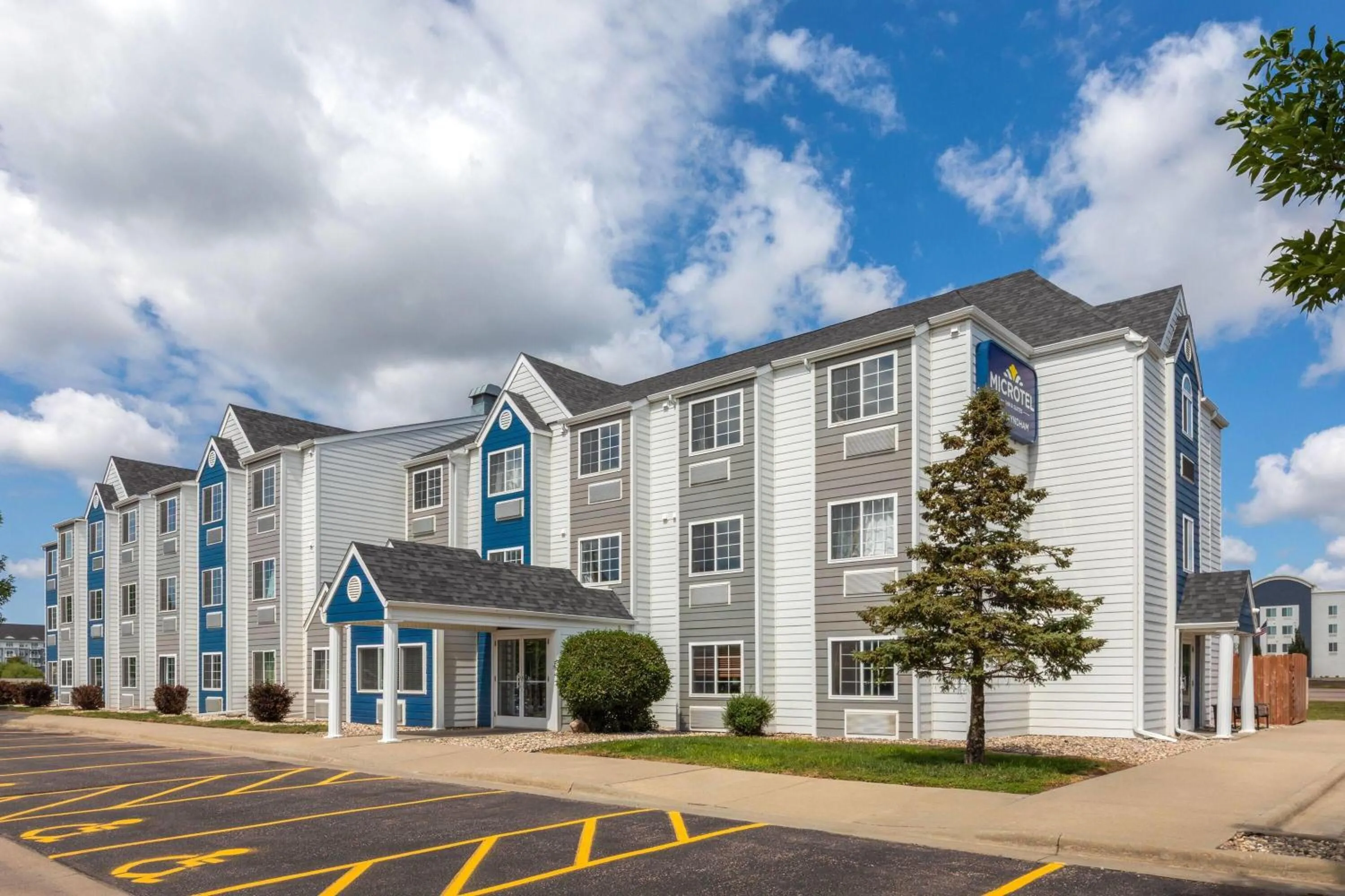 Property building in Microtel Inn & Suites by Wyndham Sioux Falls