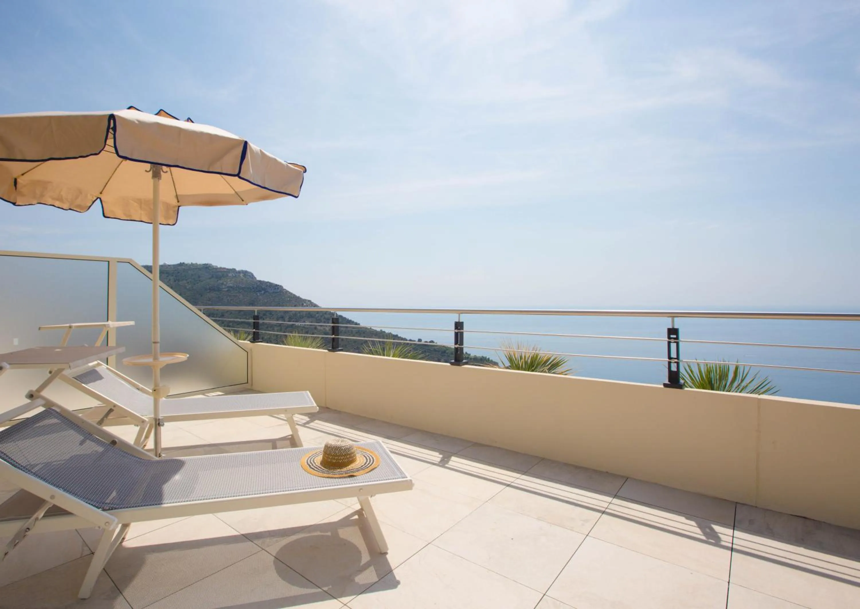 Balcony/Terrace in Les Terrasses d'Eze - Hôtel & Spa