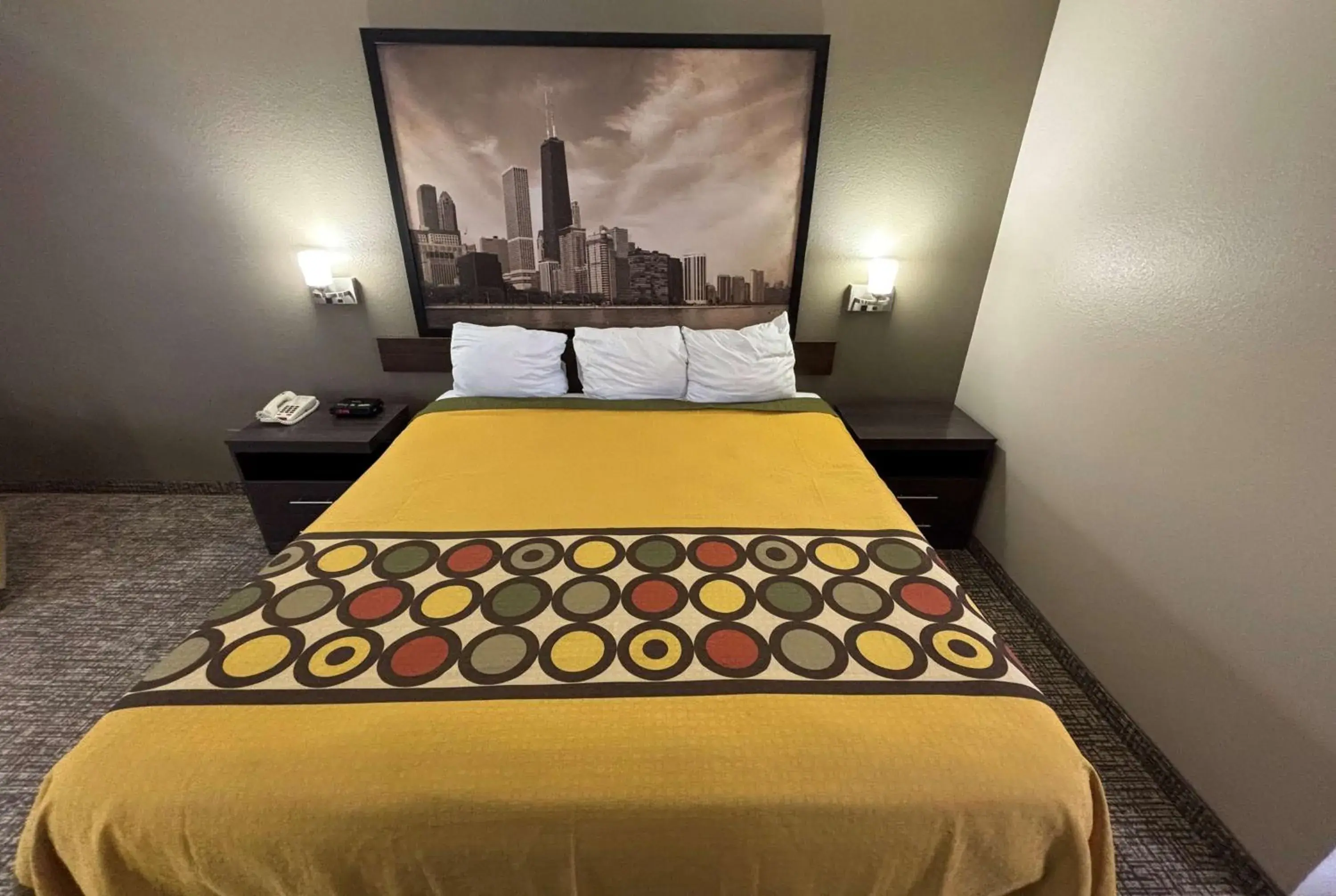 King Room - Non-Smoking in Super 8 by Wyndham Marshall King Room - Non-Smoking in Super 8 by Wyndham Marshall