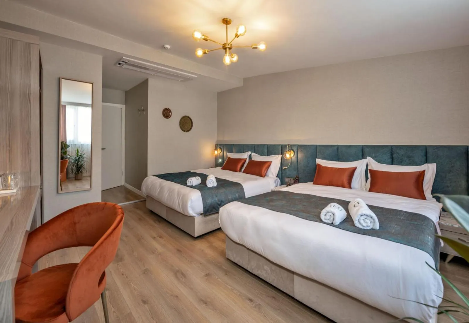 Photo of the whole room, Bed in Nika otel & cafe