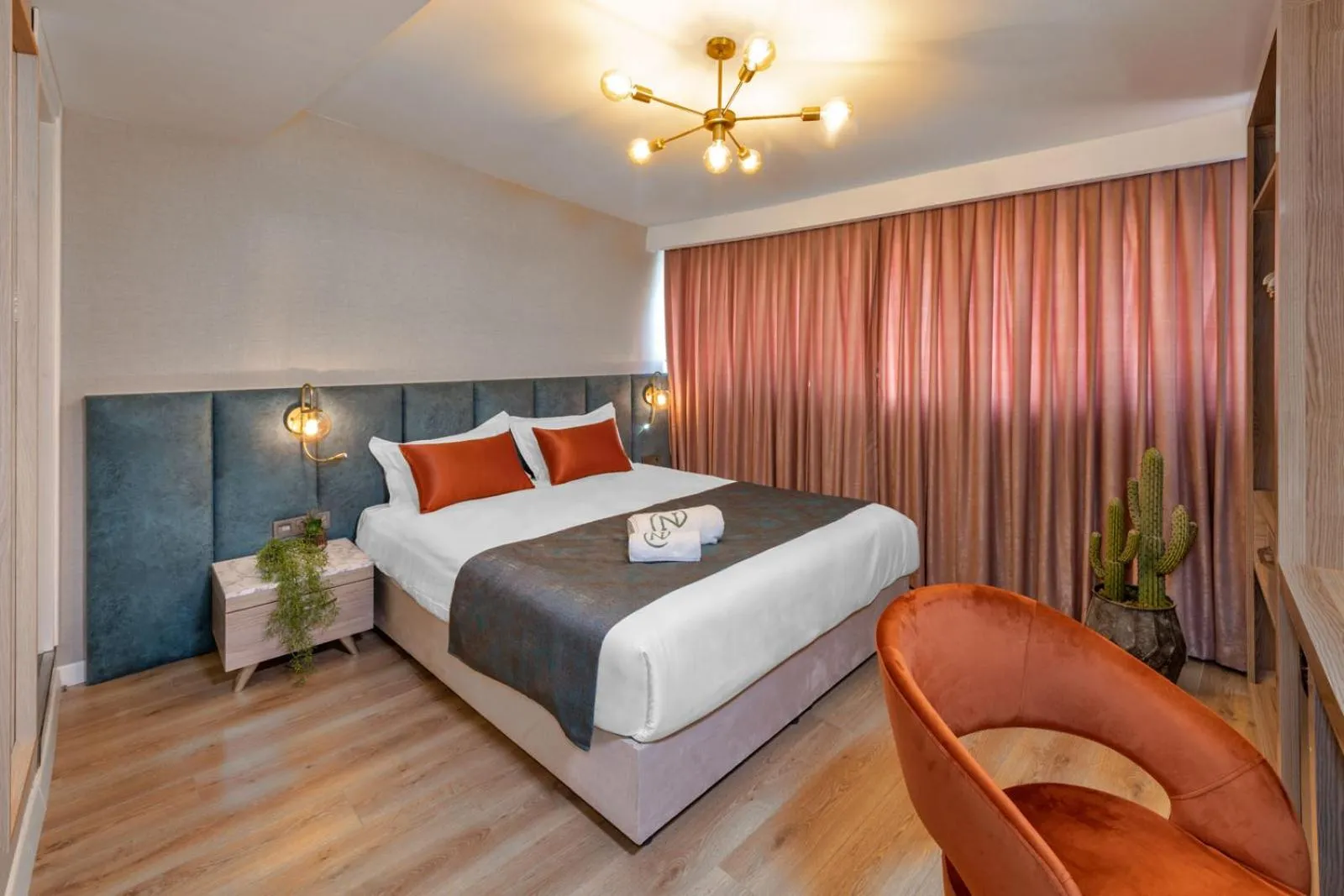 Photo of the whole room, Bed in Nika otel & cafe