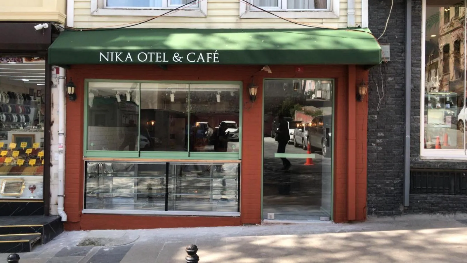 Facade/entrance in Nika otel & cafe