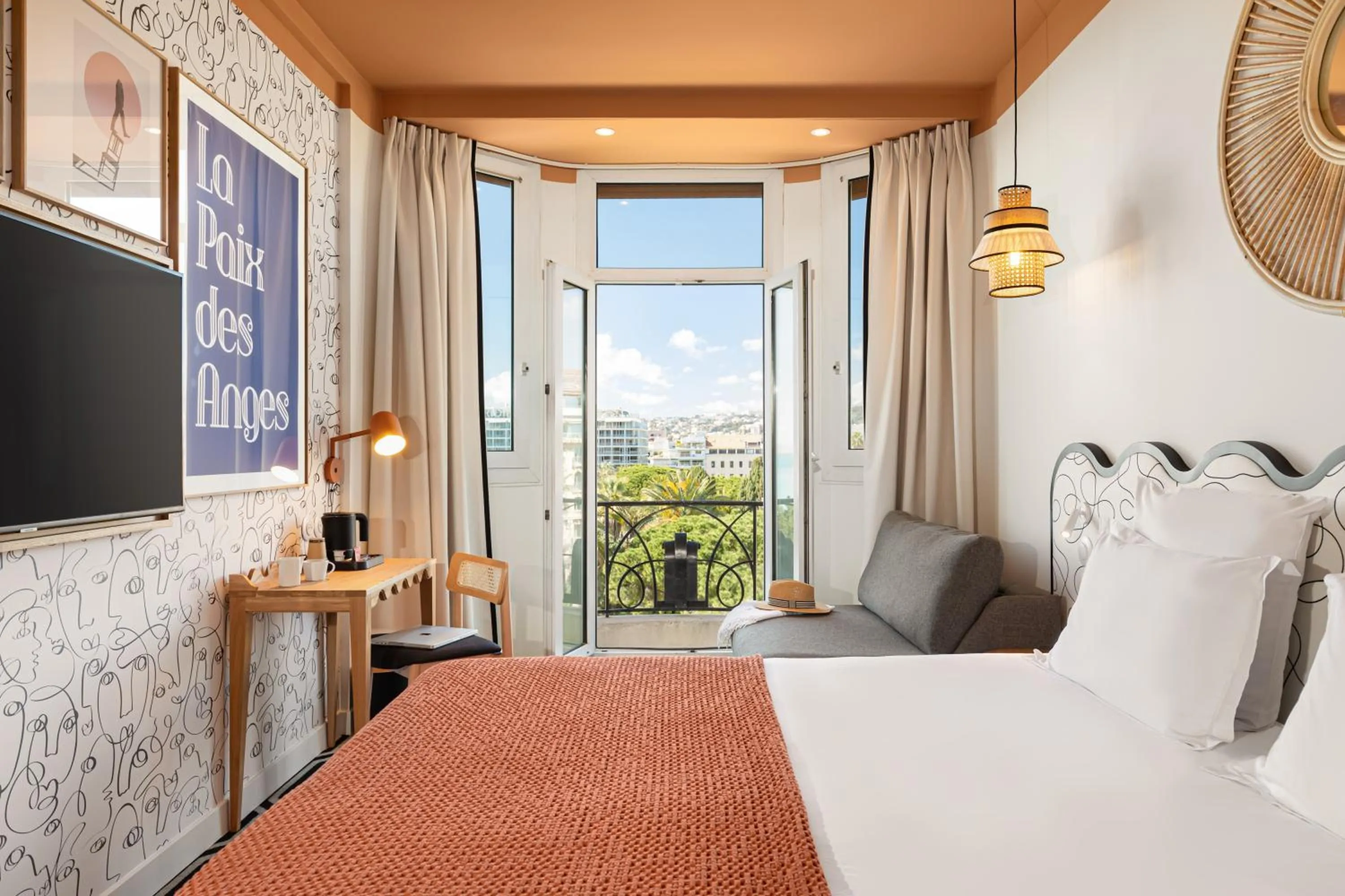 Bedroom, Bed in Albert 1er