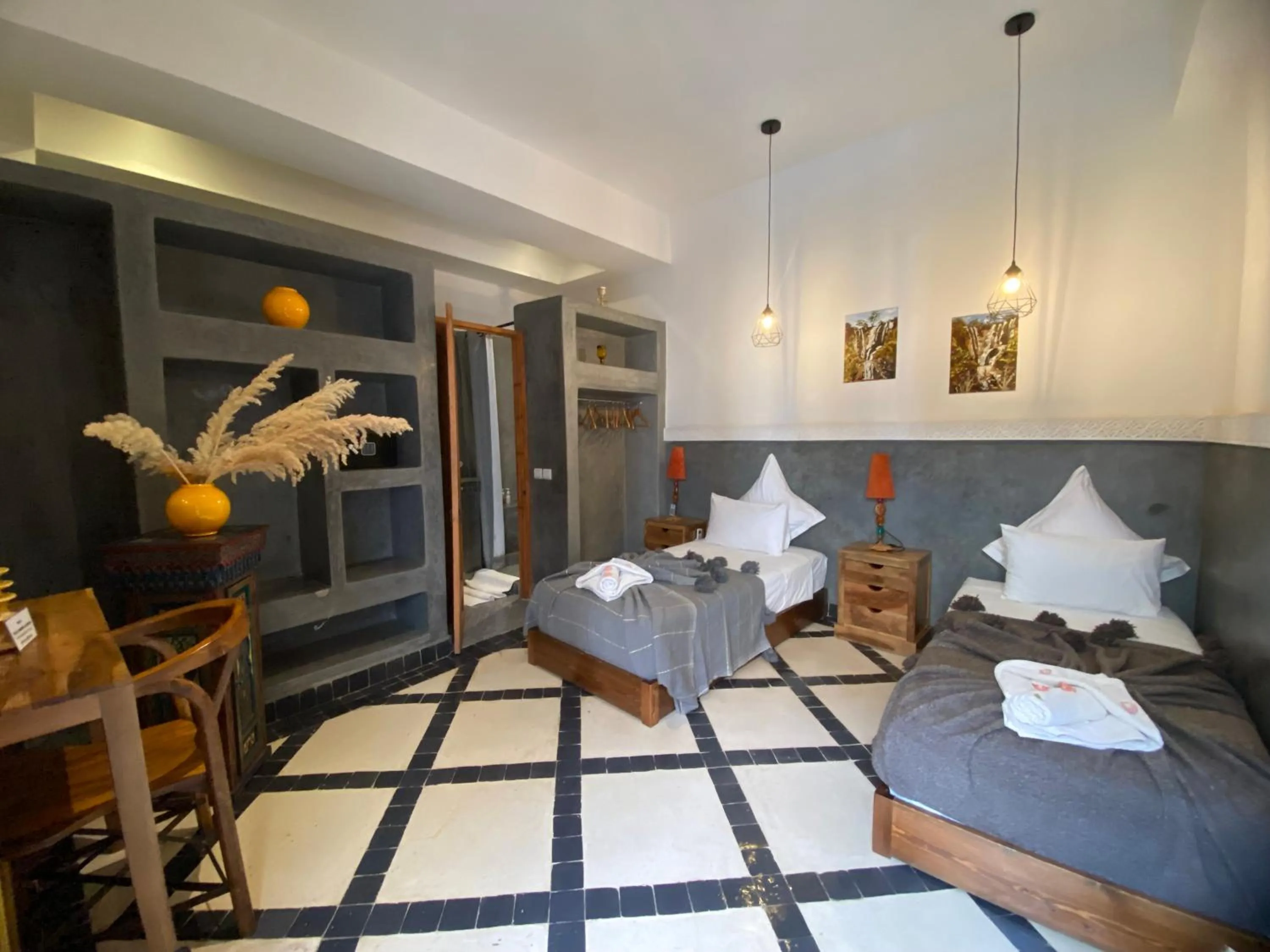 Photo of the whole room, Bed in Riad Ambre et Jasmin