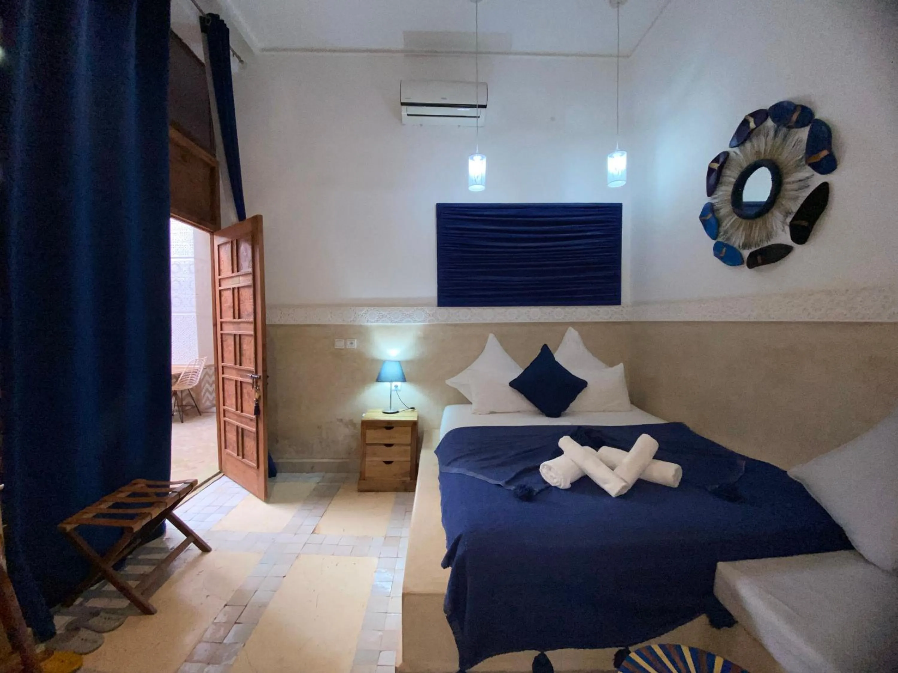 Photo of the whole room, Bed in Riad Ambre et Jasmin