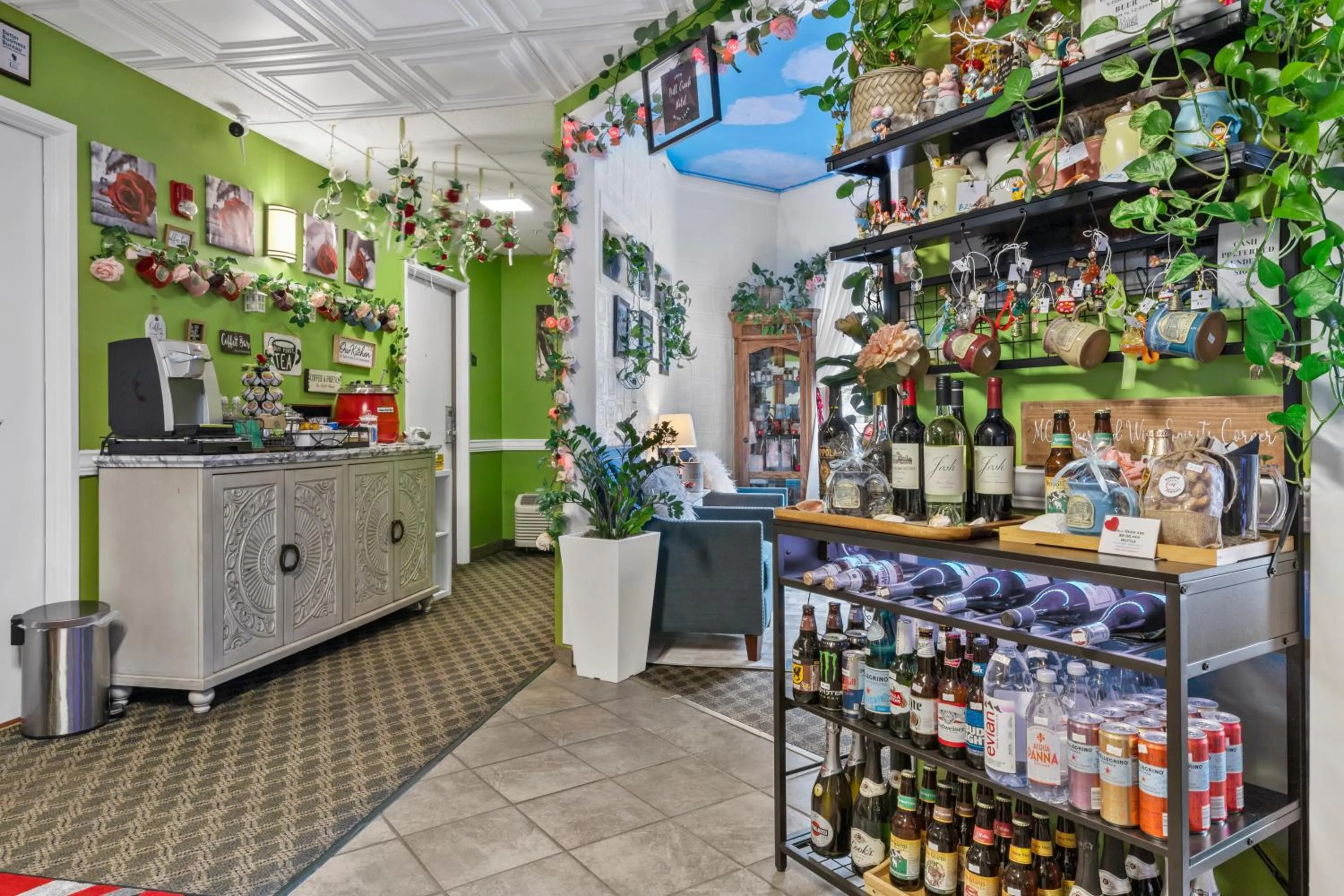 Lobby or reception in Mill Creek Hotel